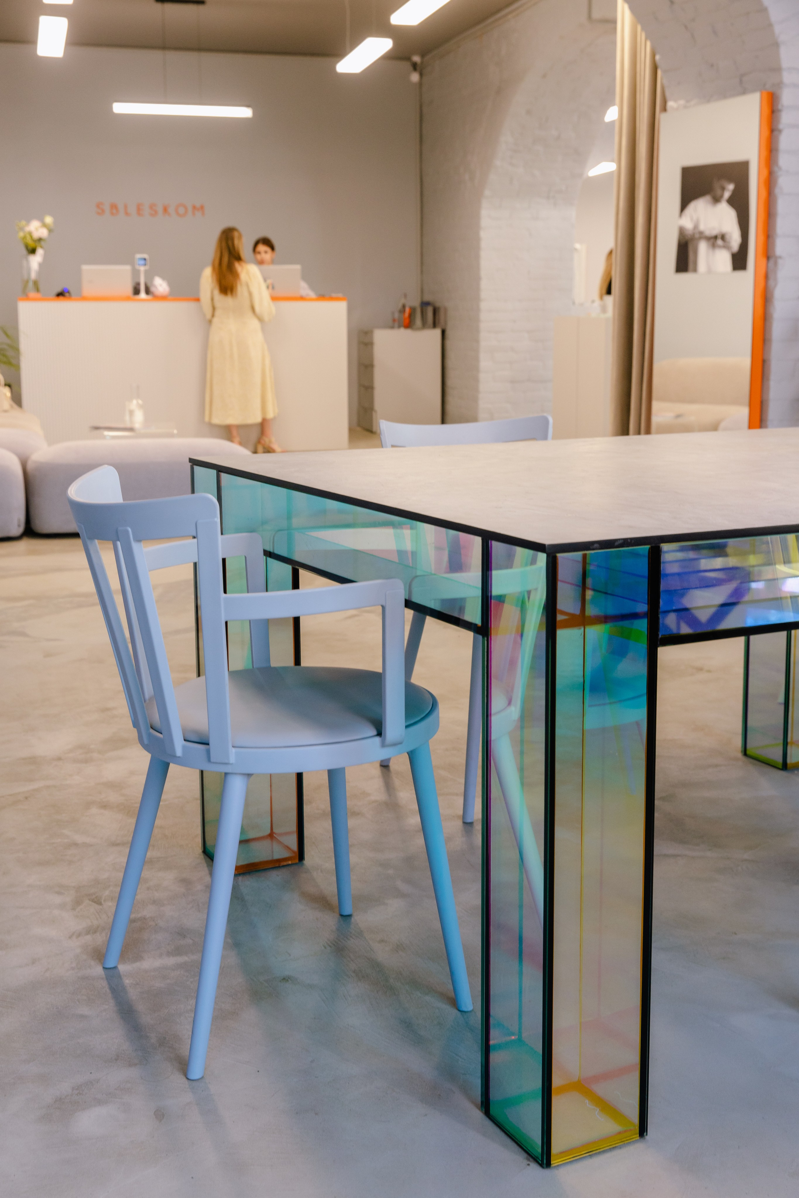 SBLESKOM ​Ювелирный салон Томск Ленина, 72. ГУДРУМ — Мебель на заказ в Томске | Кухни | Шкафы | Стулья и Столы