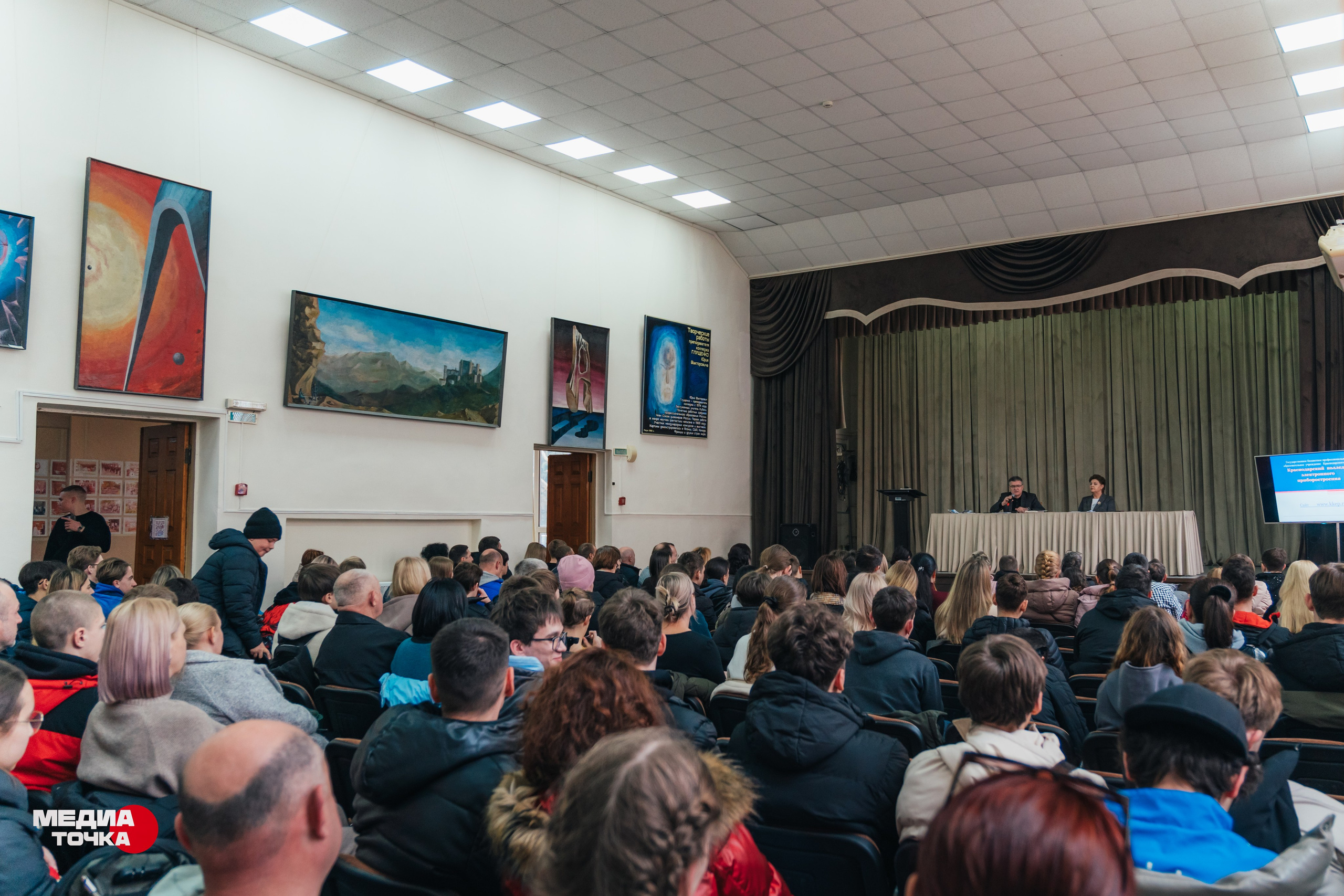 День открытых дверей в ККЭП. Прохоров Вячеслав — создатель медиа контента в Краснодаре