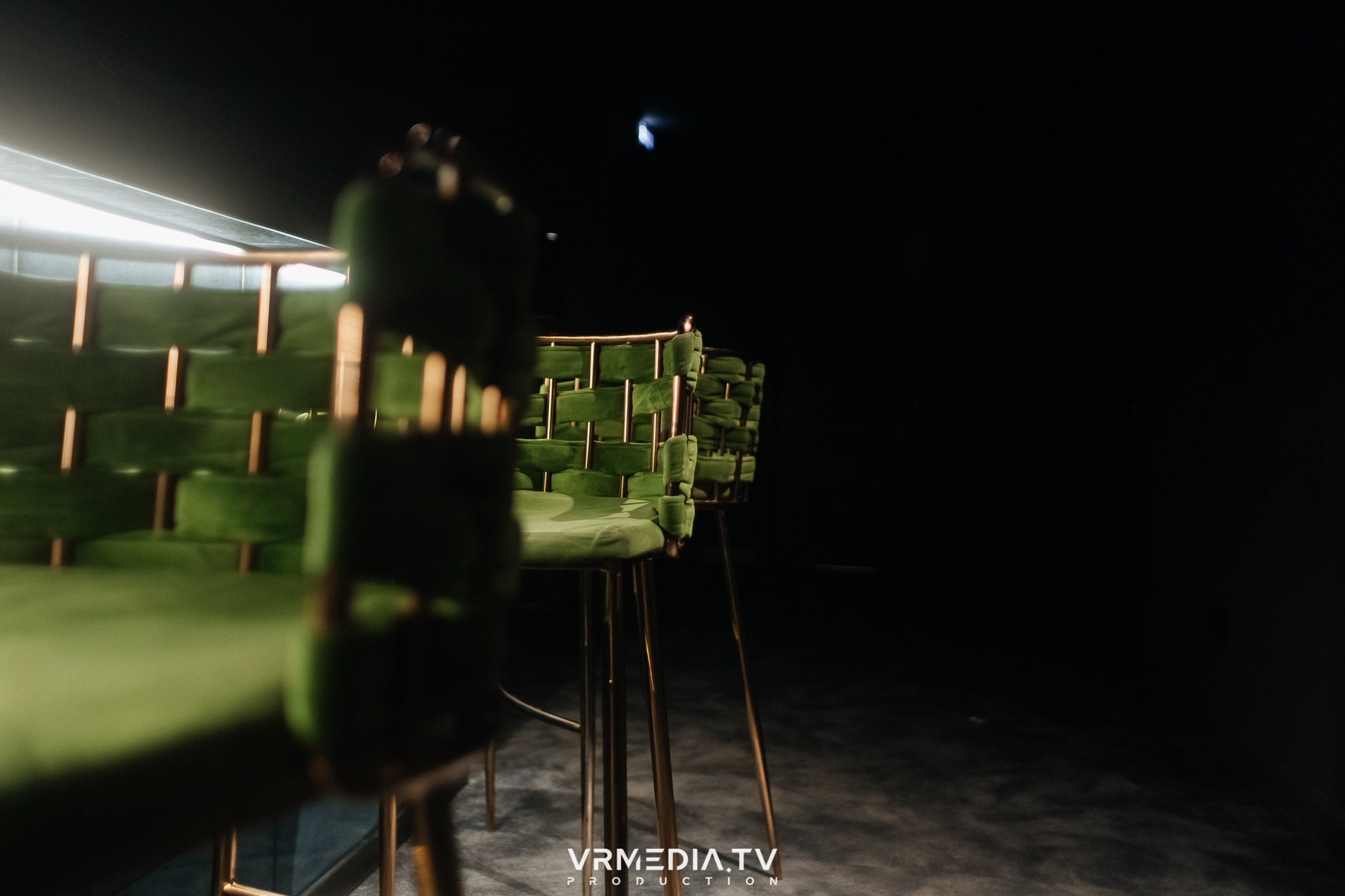 Выходные в караоке-баре «Volna»