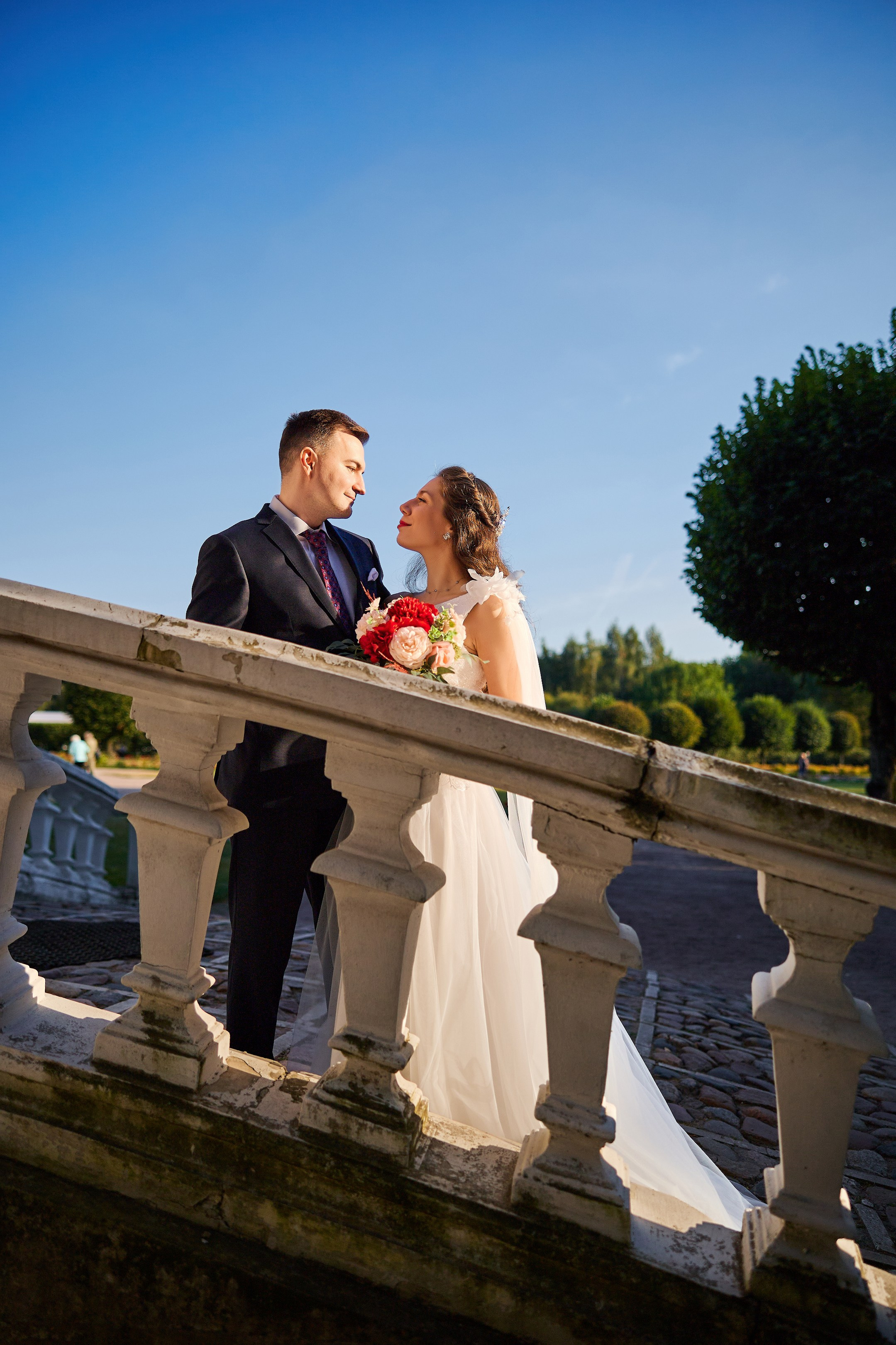 Свадебная фотосессия в Кусково. Свадебный фотограф Сергей Колбинский