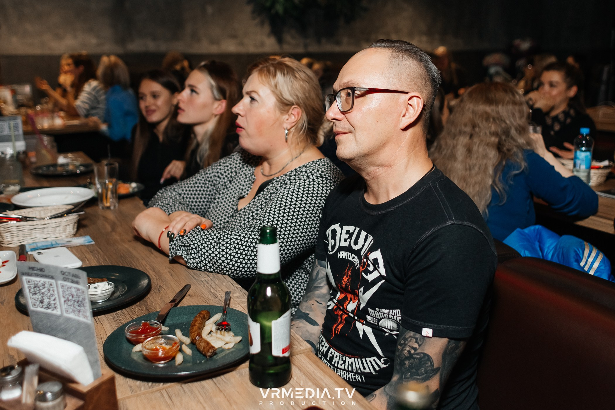 WoW QuiZ в баре «Друзья»