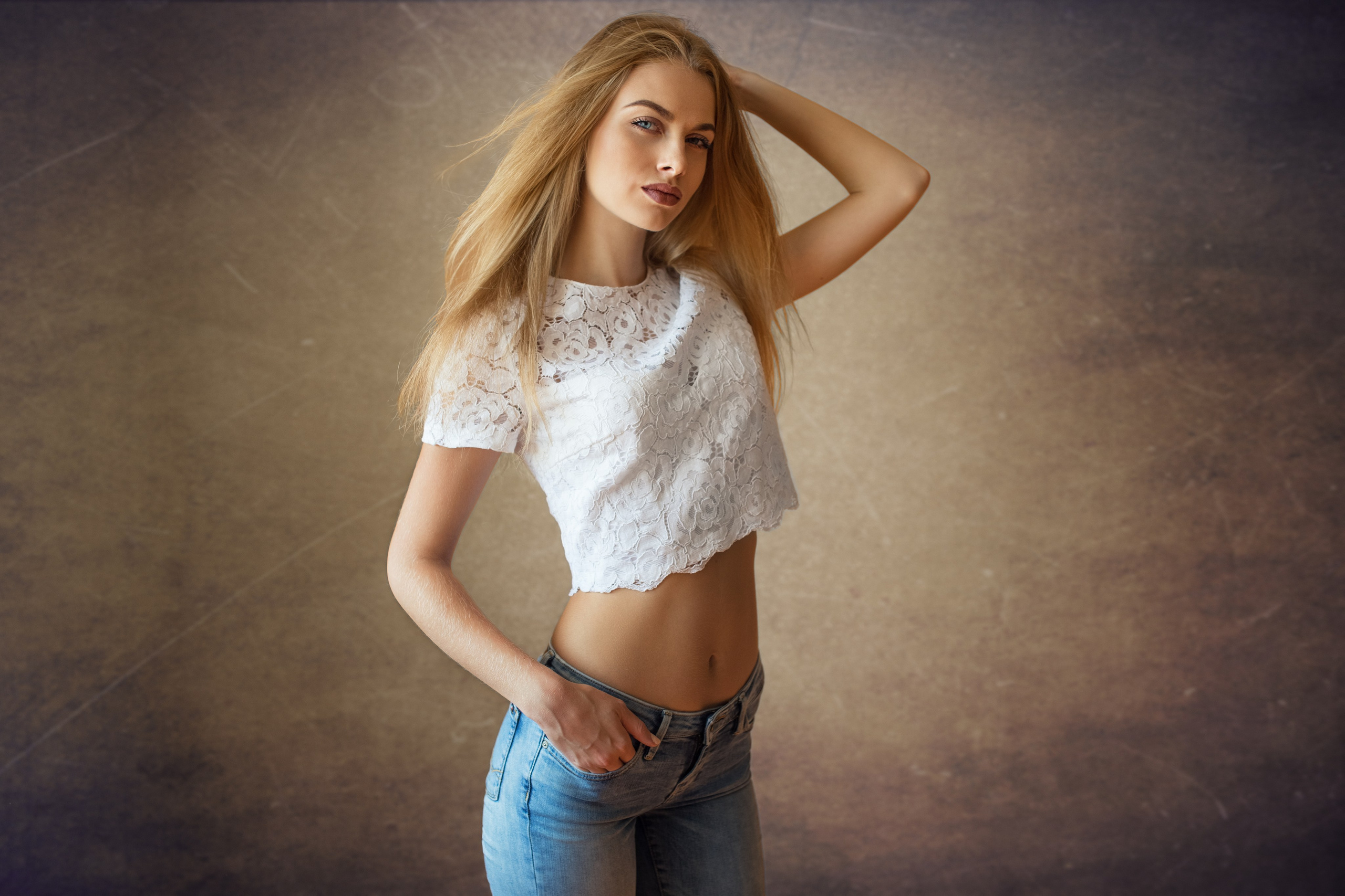 Фотосет у окна с Кариной для «себя»