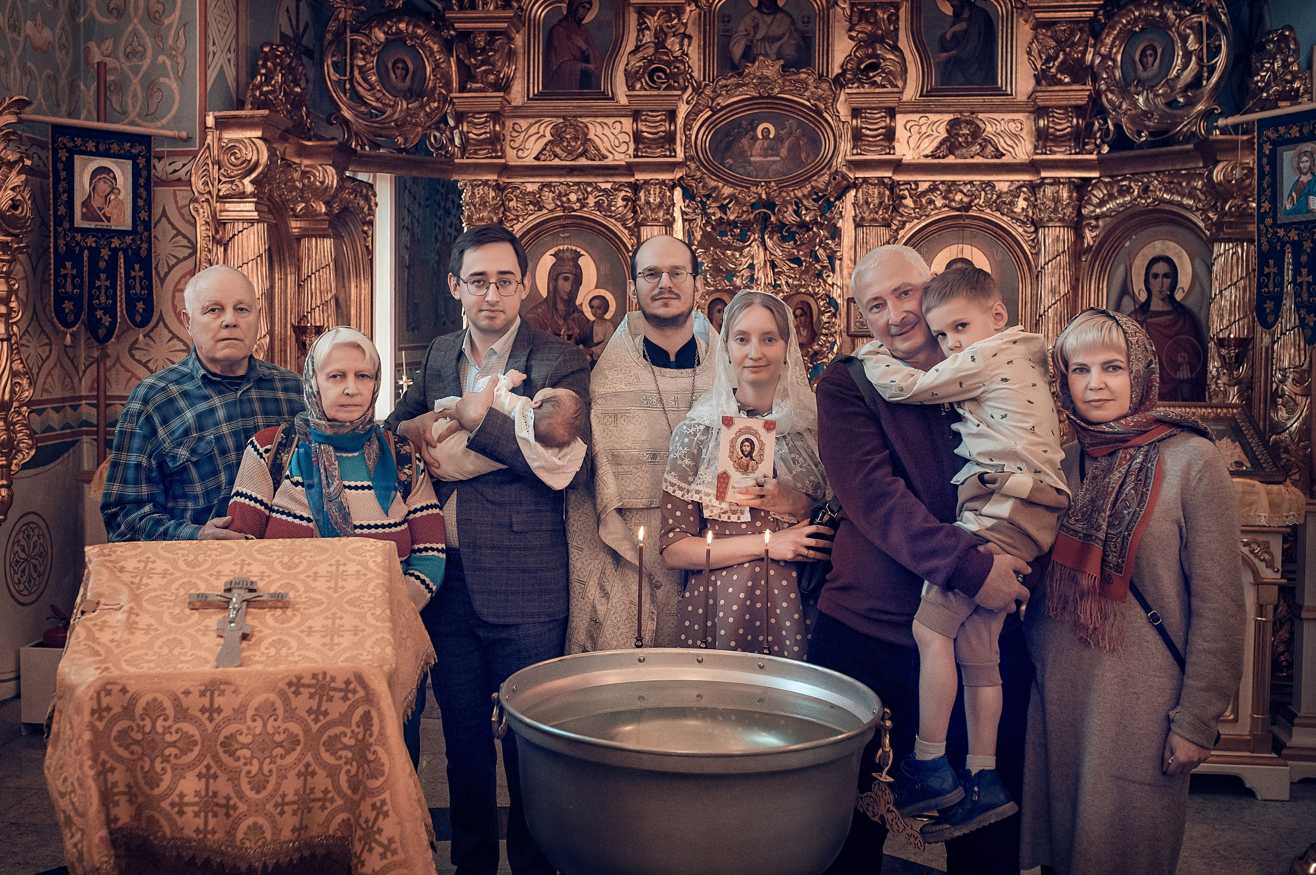 Фотограф крещение Красноярск. Фотограф на крещение в Красноярске. Крещение Красноярск. Крестины Красноярск. Сьемка крещения в Красноярске. Фотографы крещения/венчания  Красноярск Татьяна и Вячеслав Переваловы