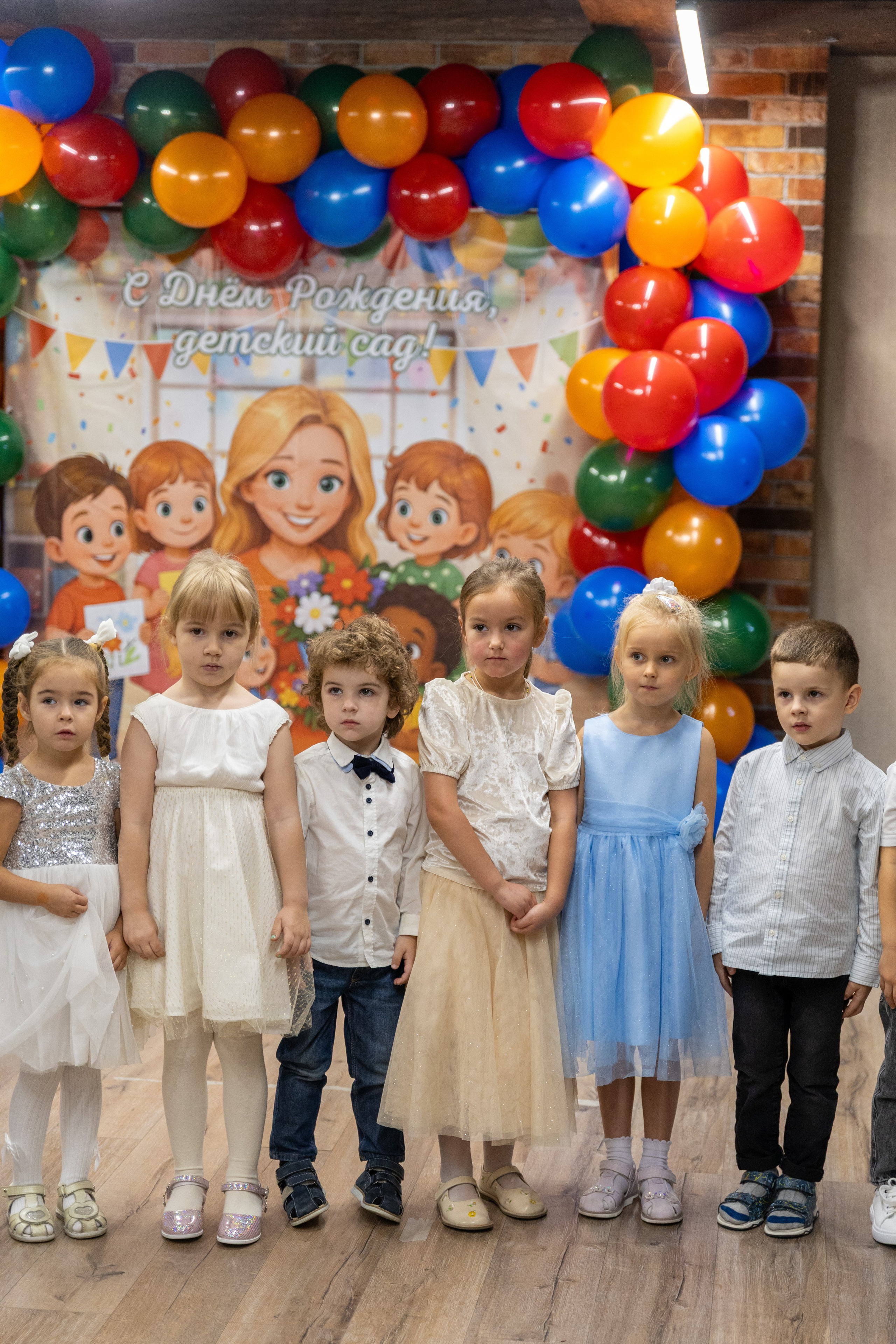 ДС «Гнездышко» и СОШ «Знайка», 8 лет. Сайт фотографа Ирины Аникановой