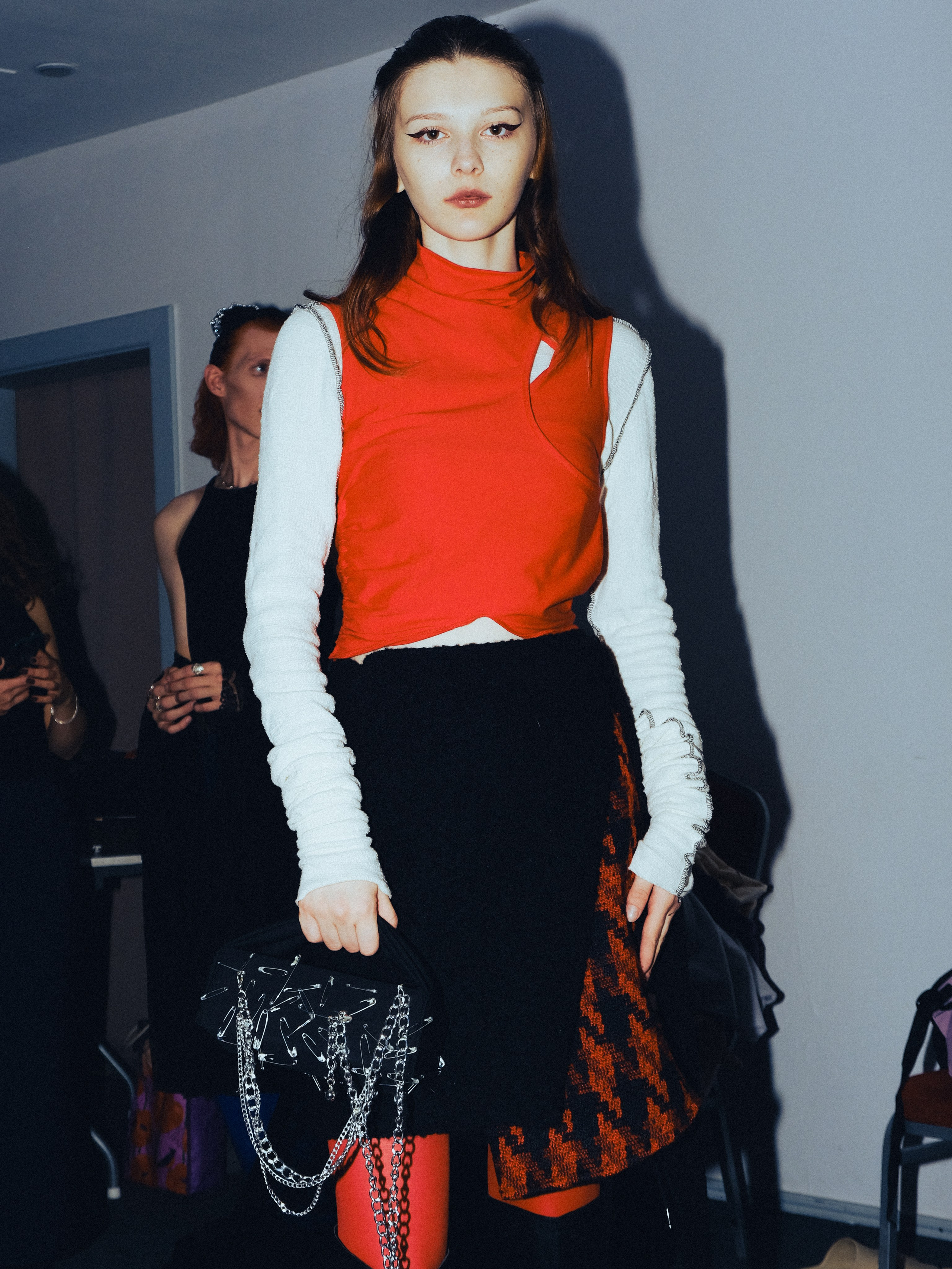 Бэкстейдж показ. Фэшн фотограф Арина Эльюс в Новосибирске