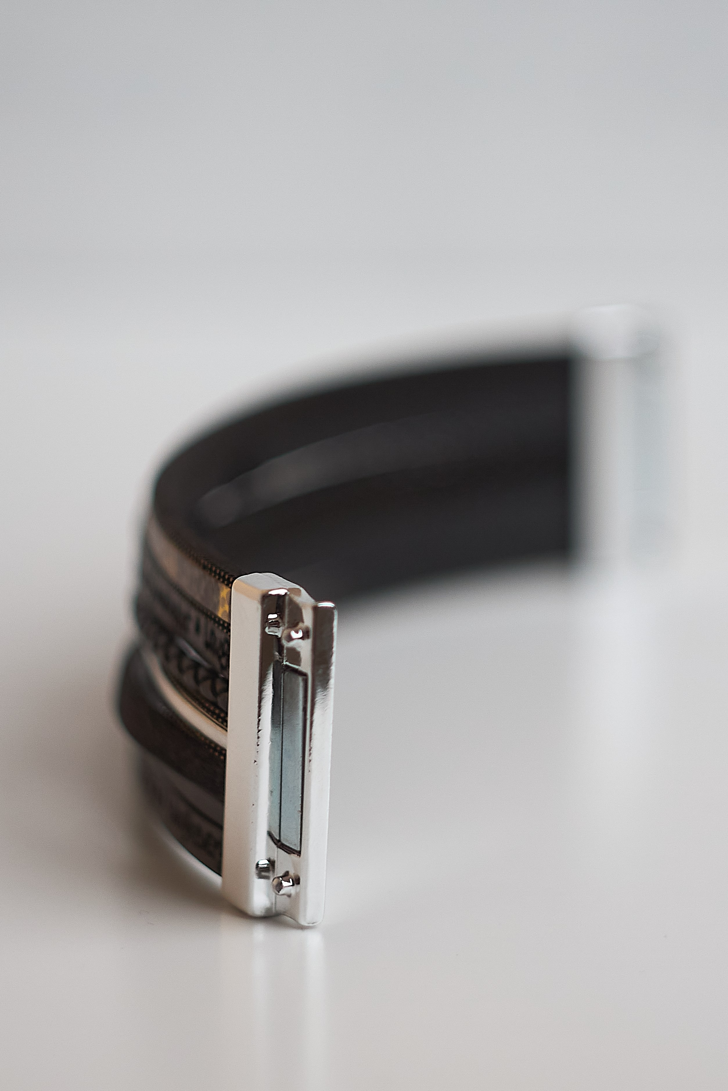 Браслеты WB. Фотограф Мероприятий Новосибирск