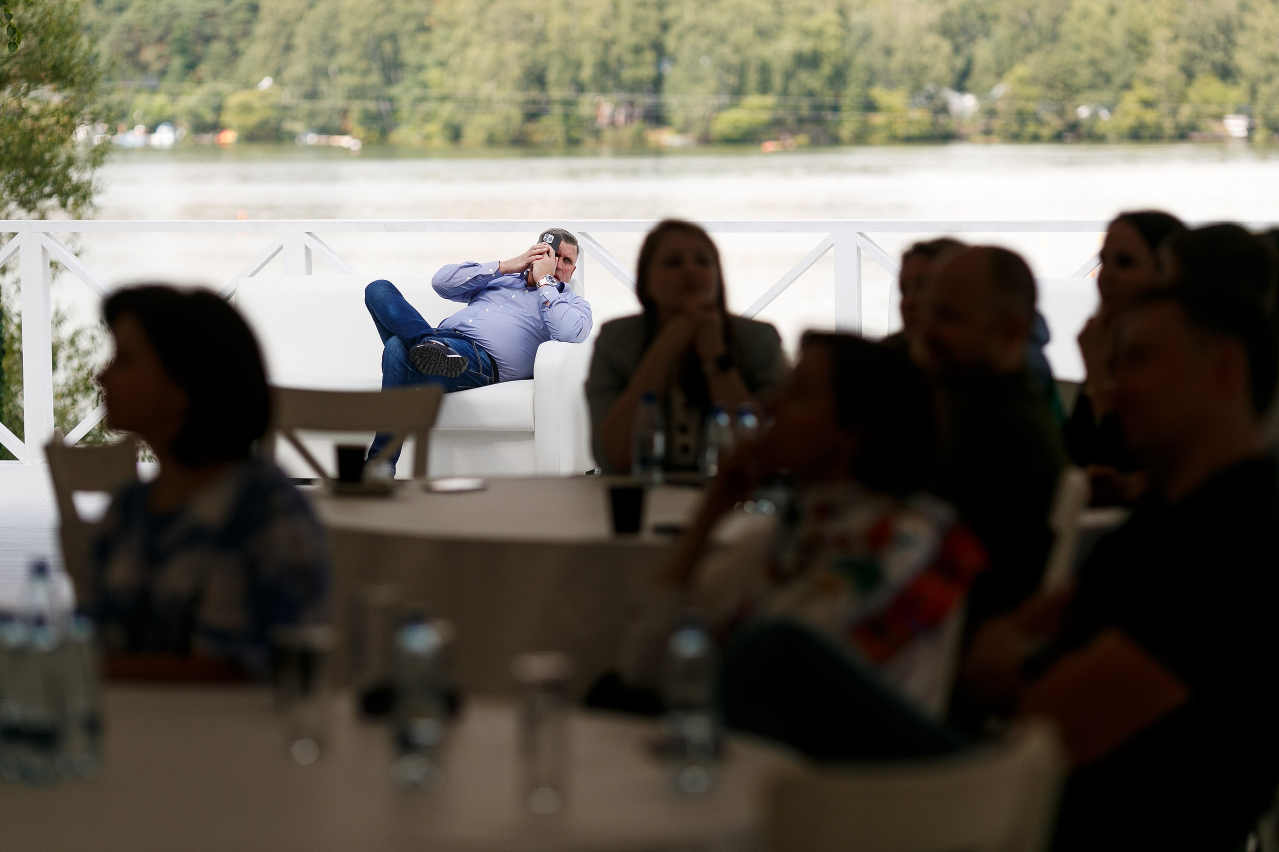 Выездной коучинг на берегу Строгинской поймы. Репортажный фотограф Борис Геер