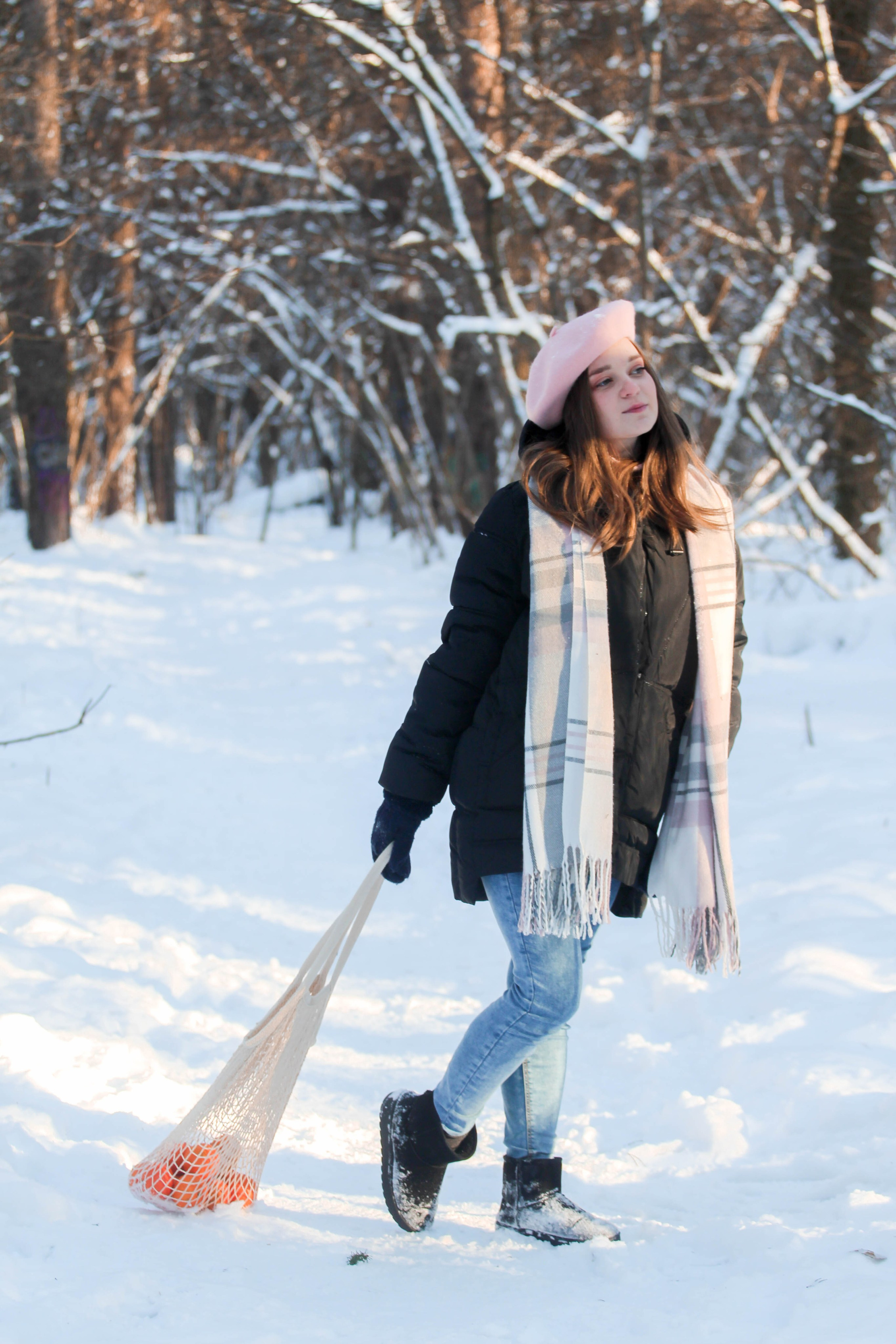 Зимняя прогулка Оли. Виктория Шишкова свадебный фотограф Москва и МО (Балашиха, Щелково)