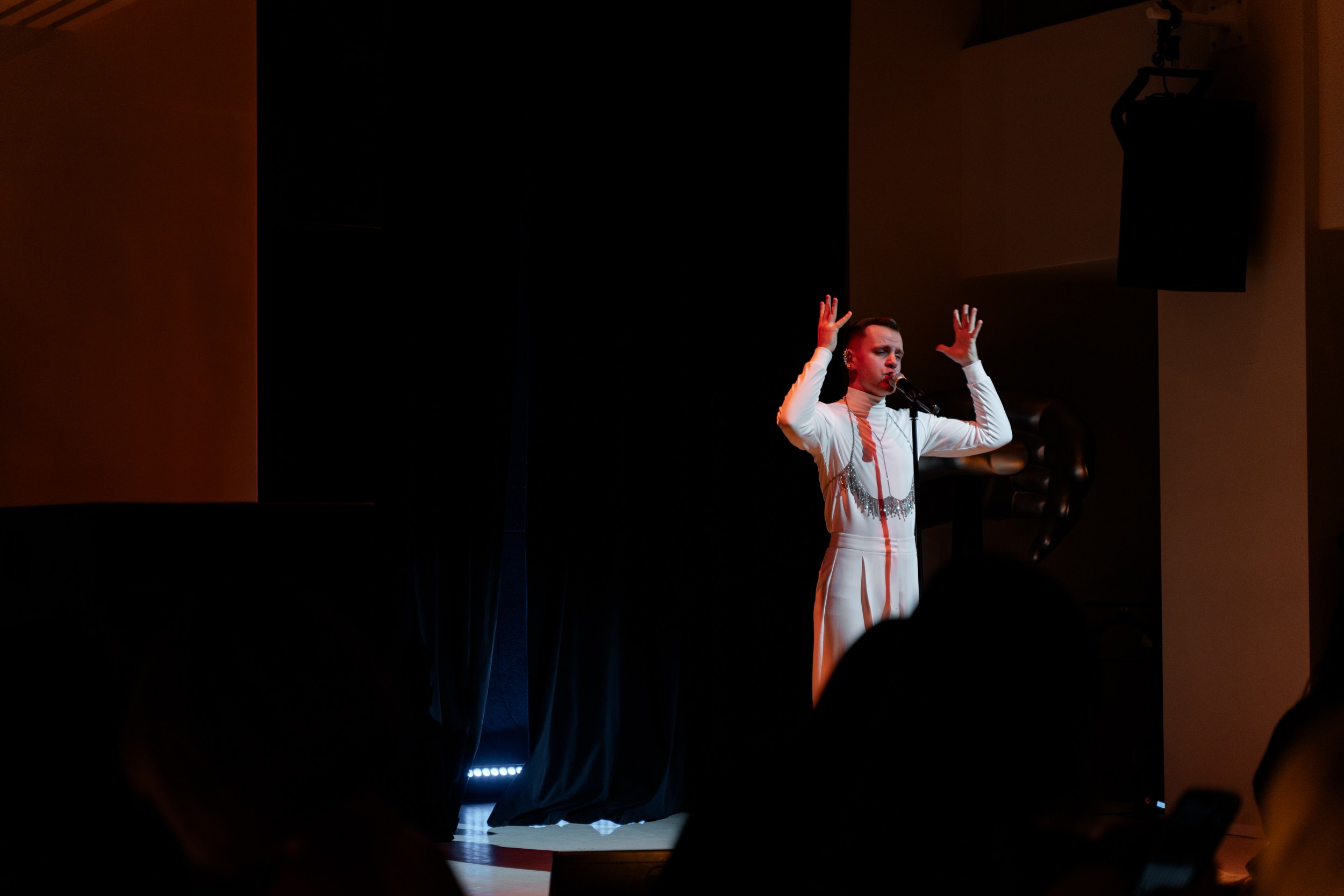 BIG GALA CONCERT. BENUAR Restaurant