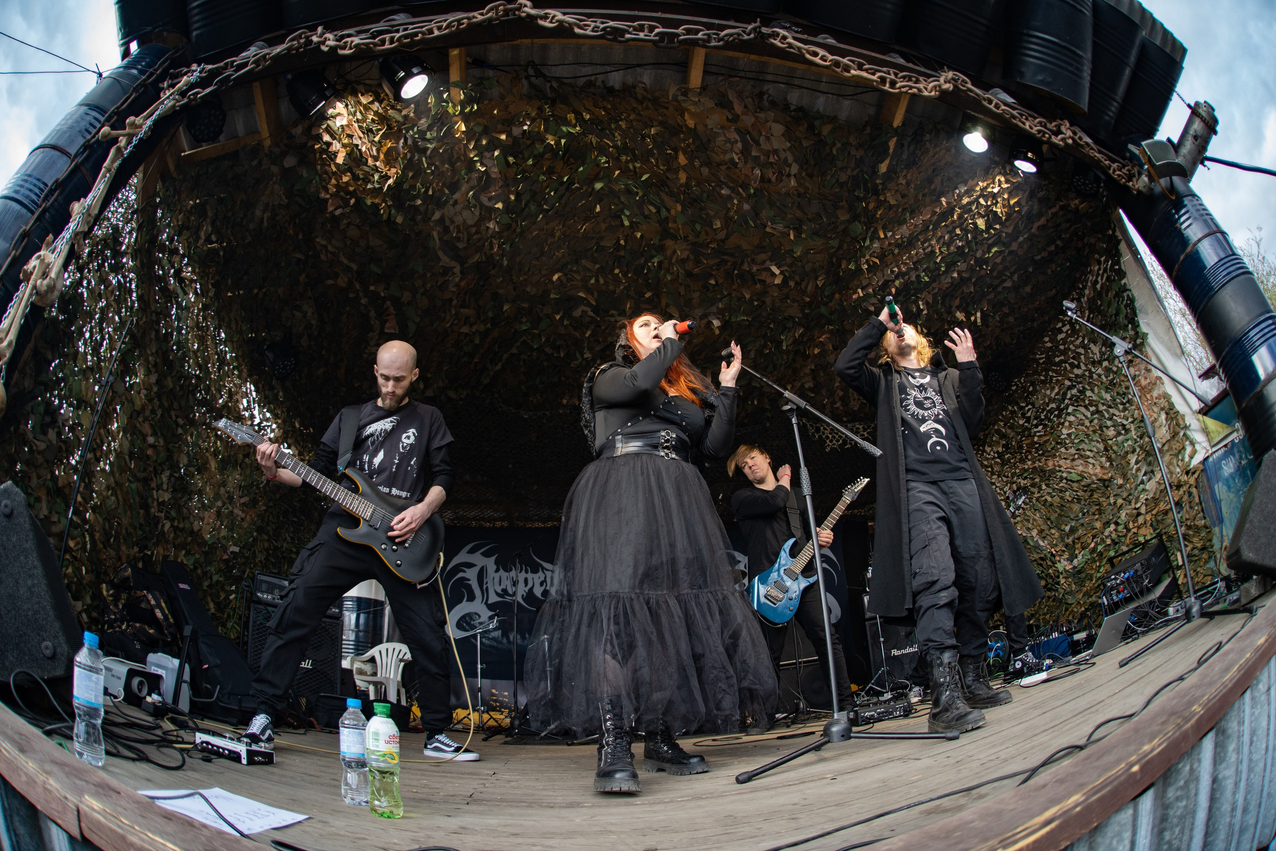 Фестиваль «ПОСРЕДИ КЛАДБИЩ И БОЛОТ»|Архангельск. Концертный и репортажный фотограф в Санкт-Петербурге Слава Пахомов