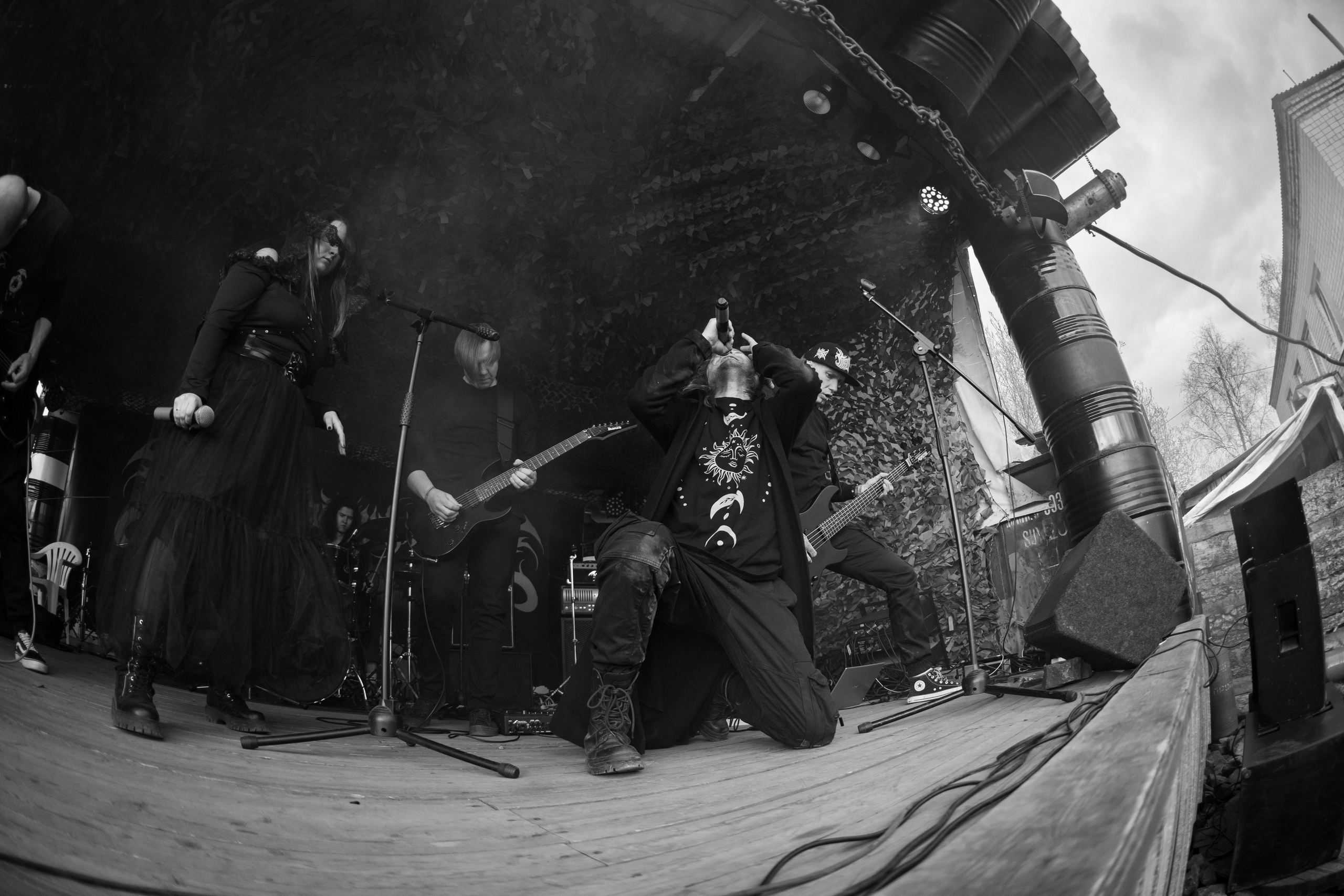 Фестиваль «ПОСРЕДИ КЛАДБИЩ И БОЛОТ»|Архангельск. Концертный и репортажный фотограф в Санкт-Петербурге Слава Пахомов