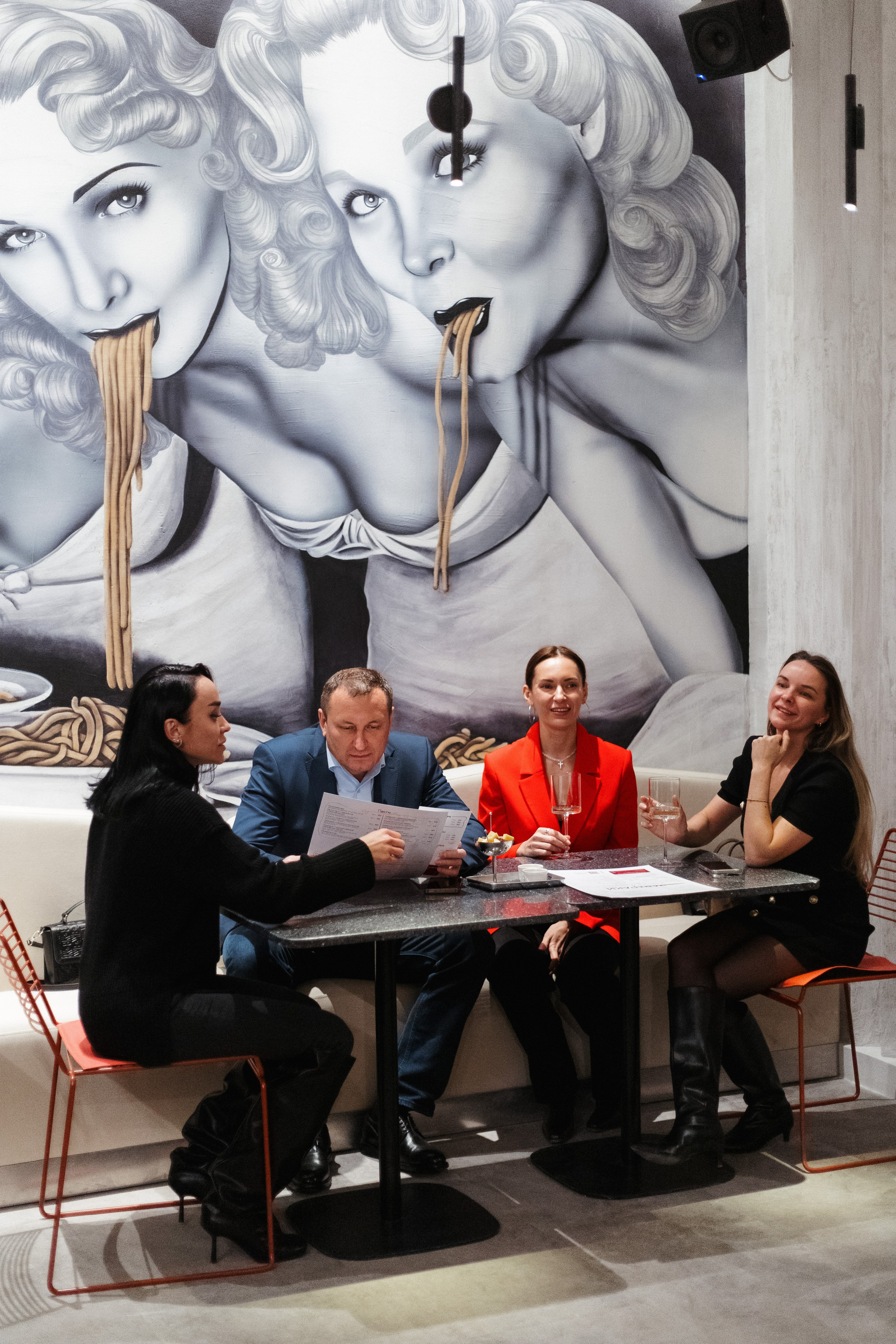 AMORE ОТКРЫТИЕ — DAY II. СВОИ. ФОТООТЧЕТЫ-СОБЫТИЯ-МЕСТА