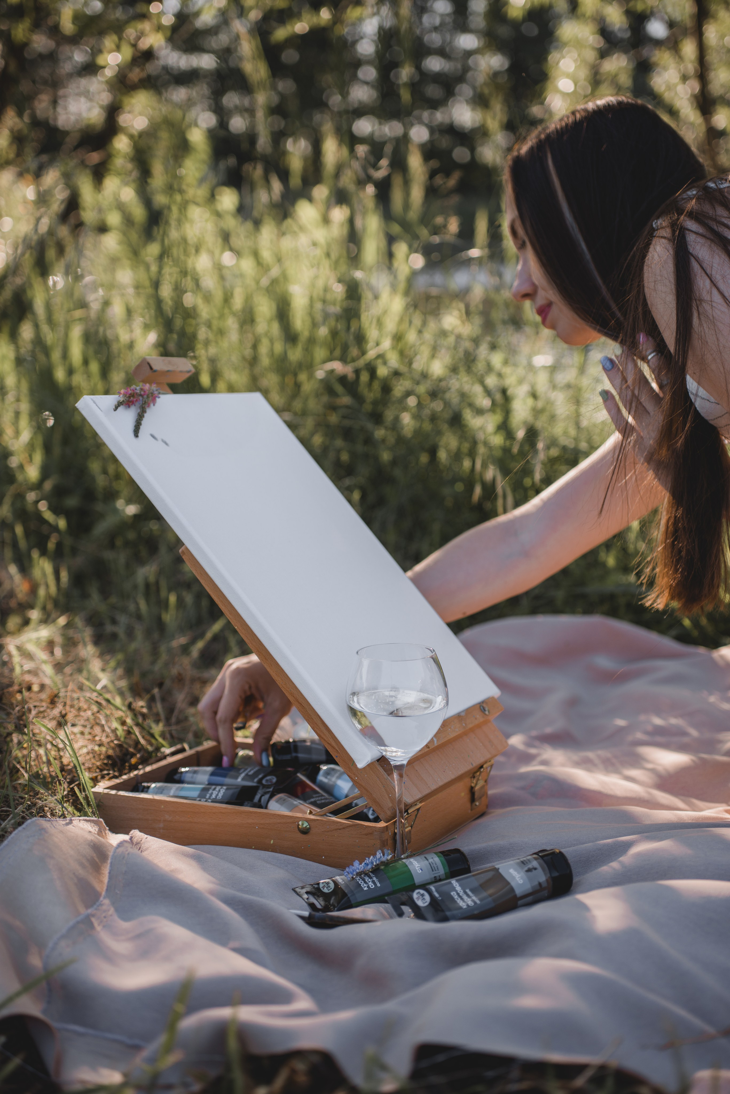 Виктория художник. Фотограф Людмила Белова