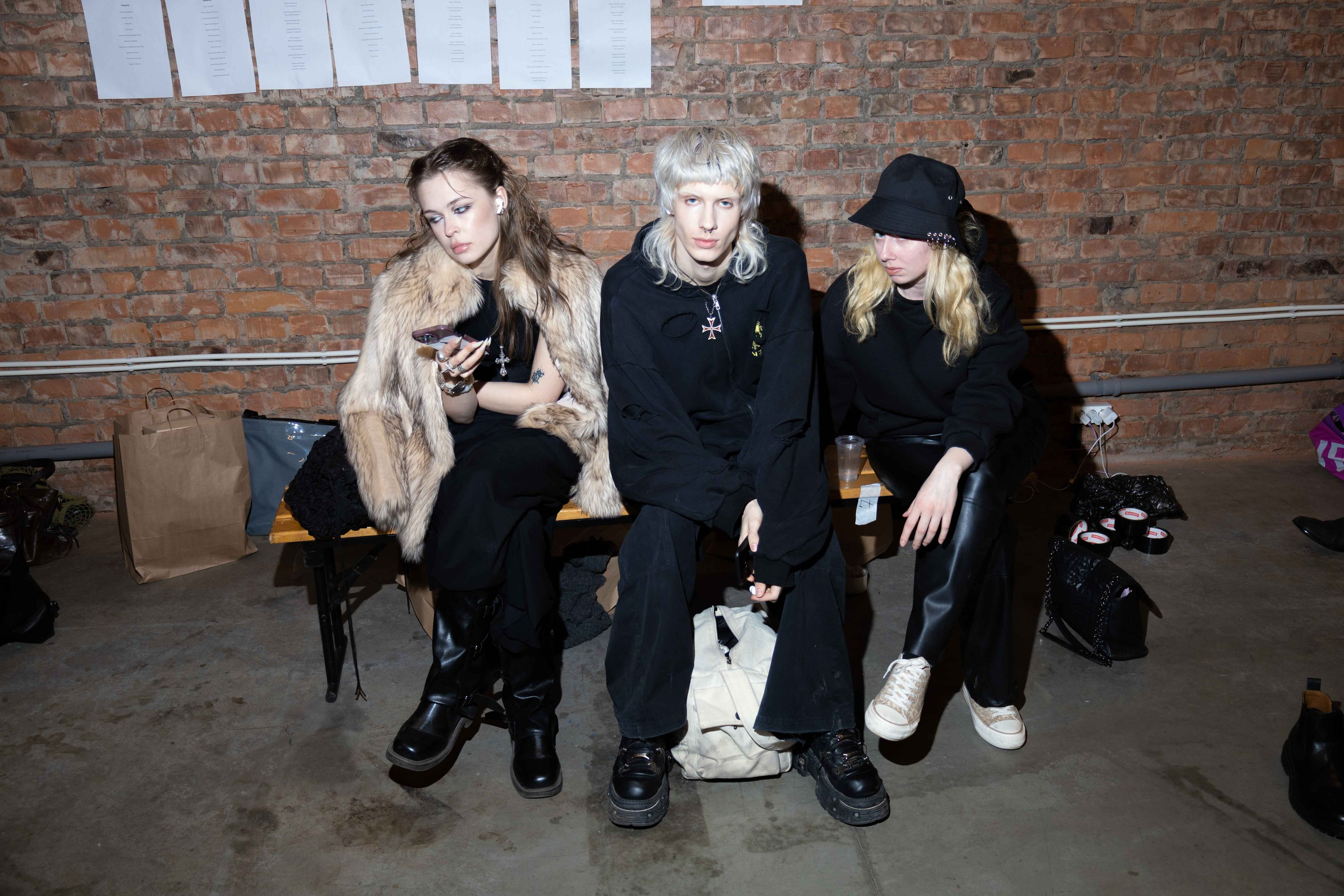 Auxi Backstage. VICTORIA SHU