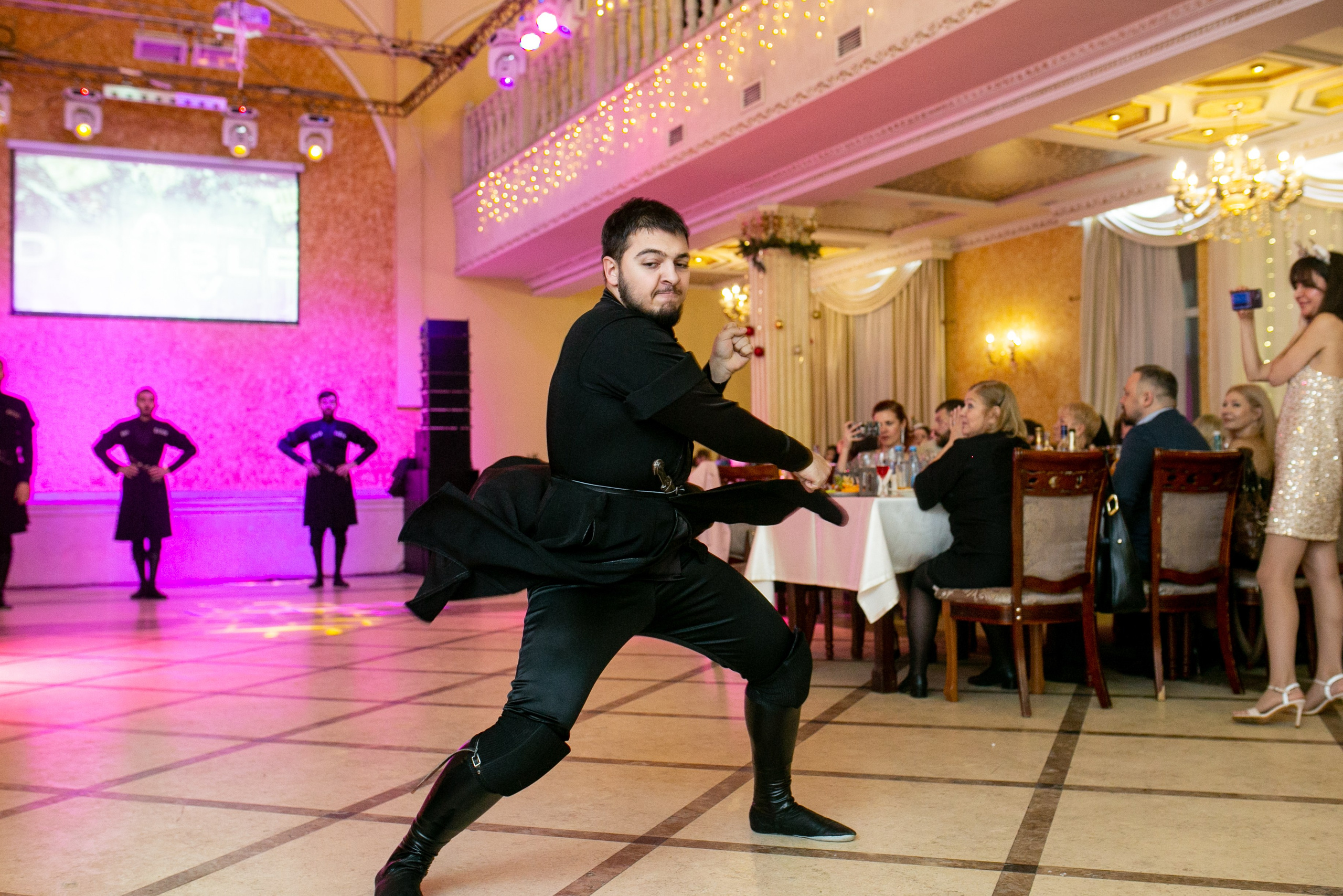 Корпоратив Царский двор. Фотограф в Новосибирске Ася Зверева