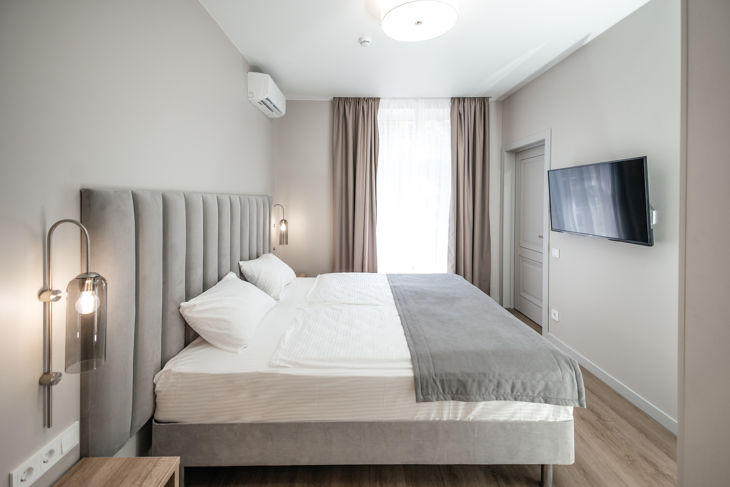 Дзержинского 32. Самый свадебный фотограф