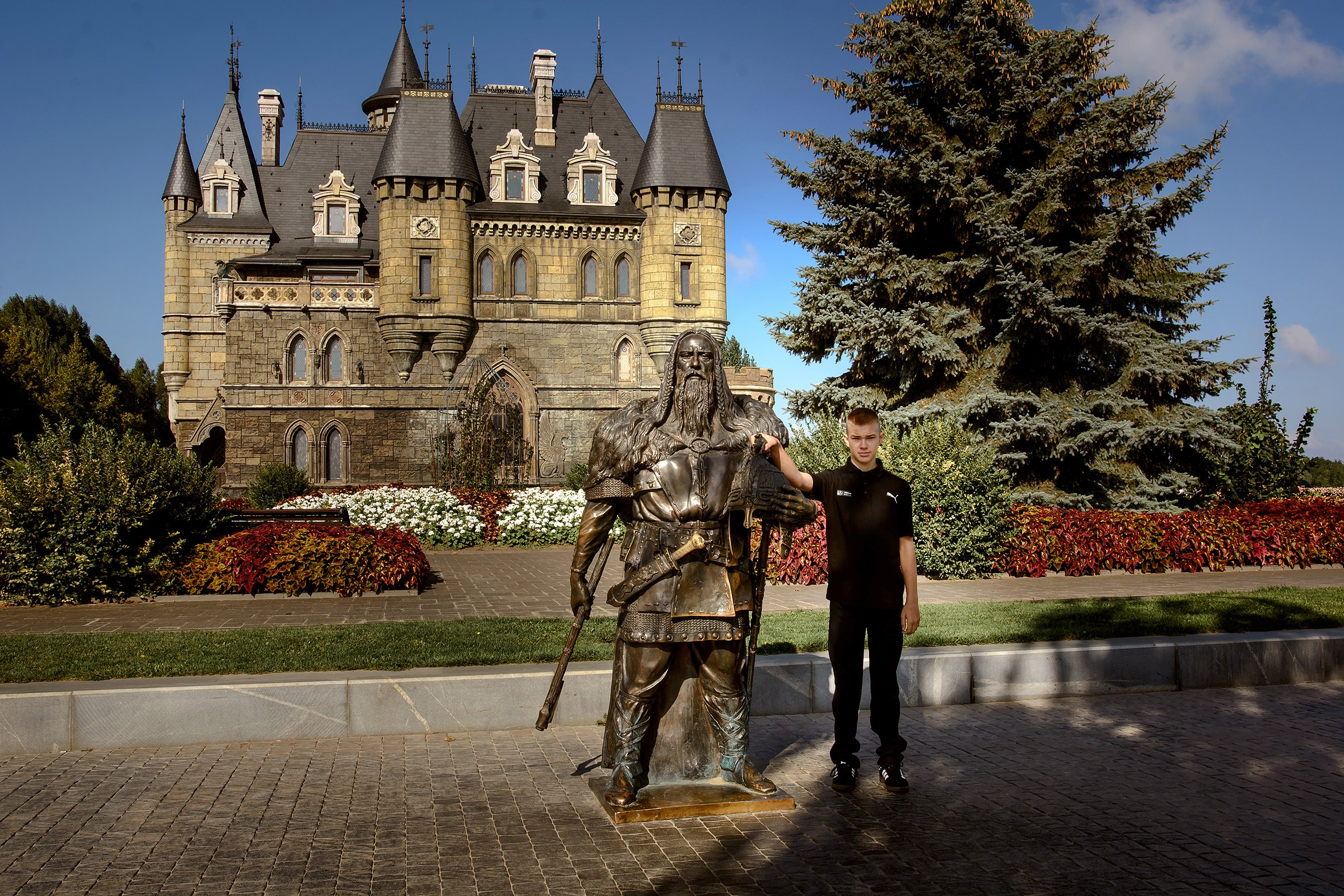 Семейная Фотосессия у Замка Гарибальди. Фотограф Оксана Сафонова г. Тольятти