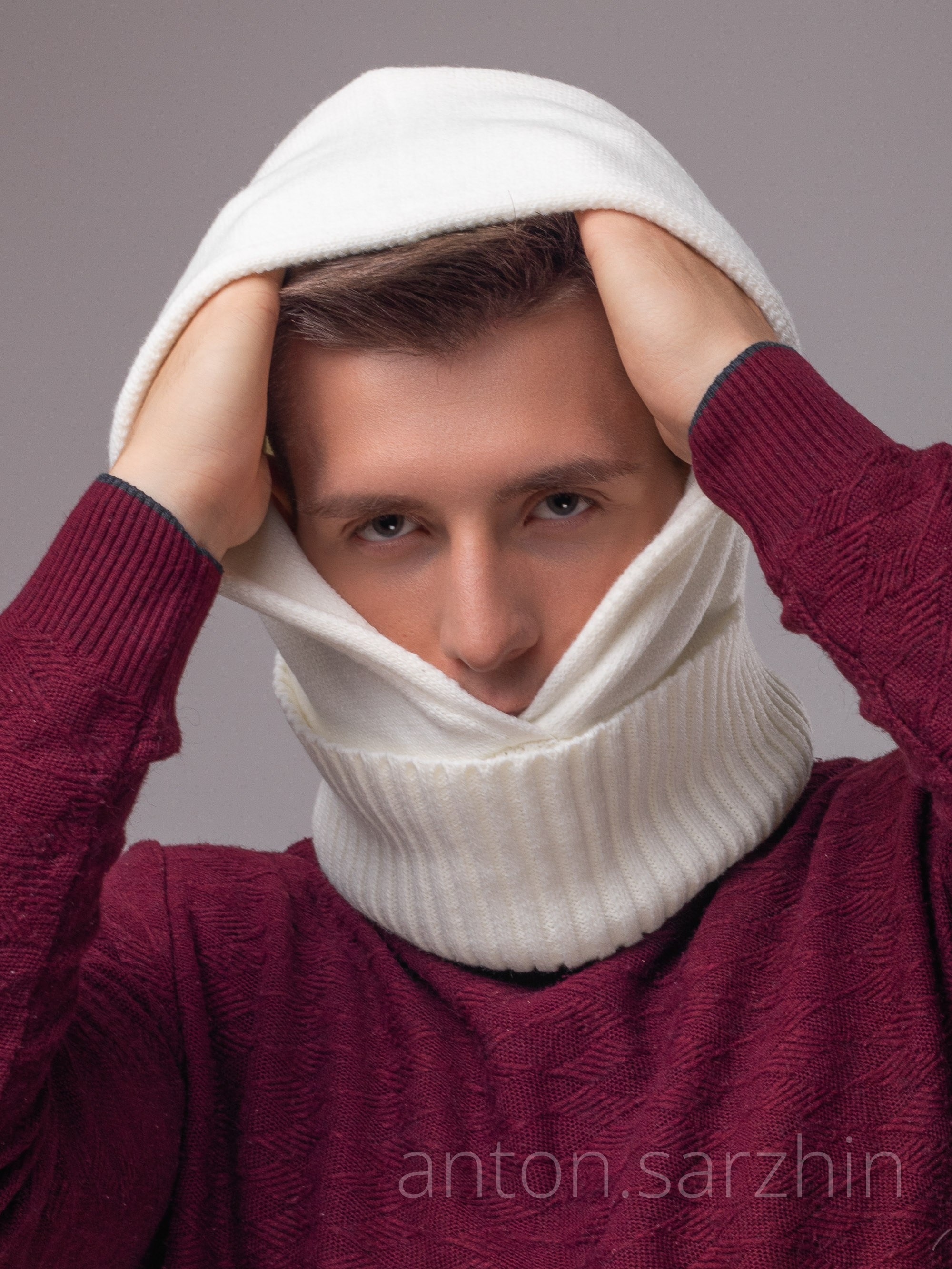 Капор мужской в студии