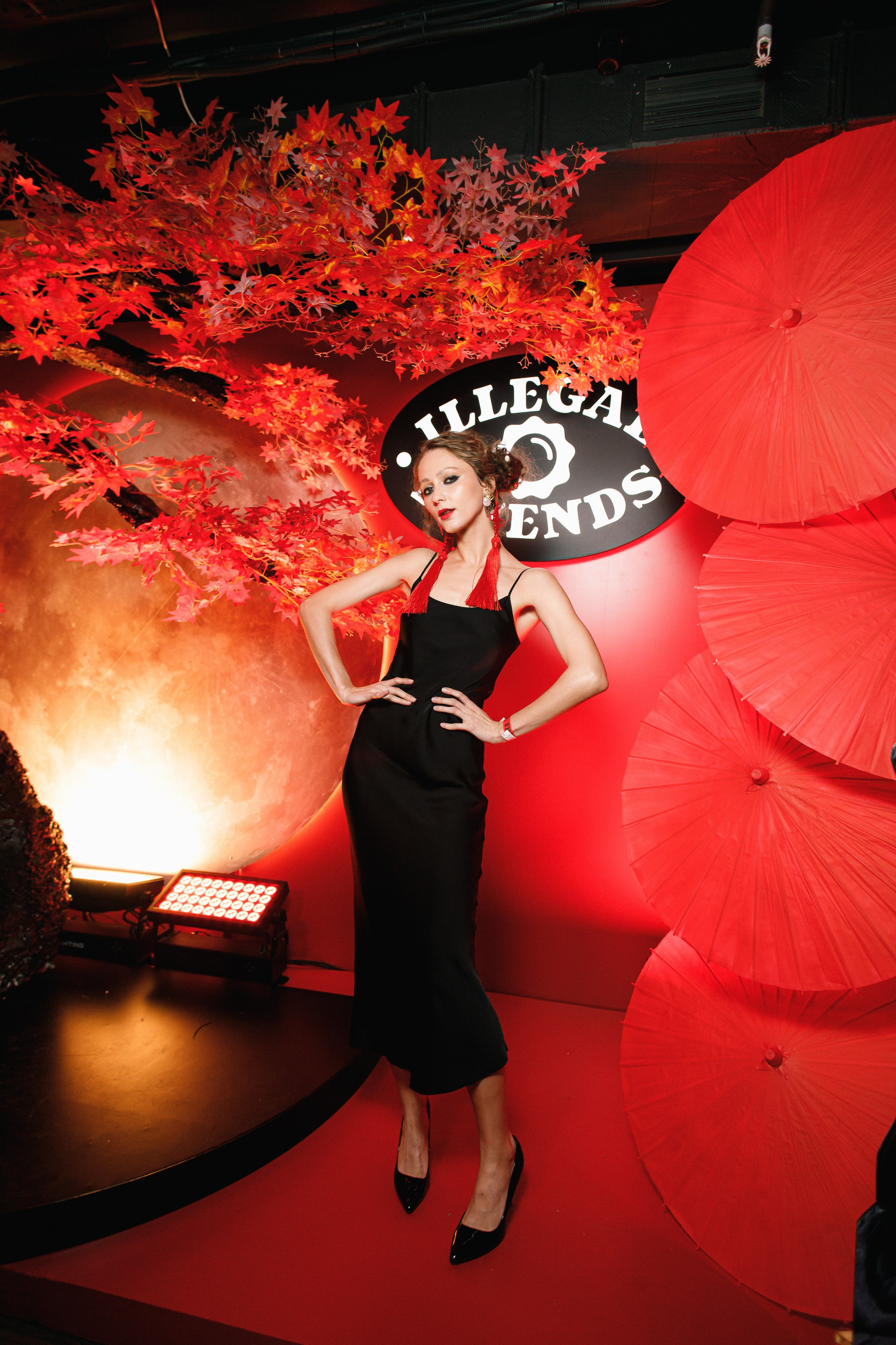 ILLEGAL FRIENDS | ASIA. СВОИ. ФОТООТЧЕТЫ-СОБЫТИЯ-МЕСТА