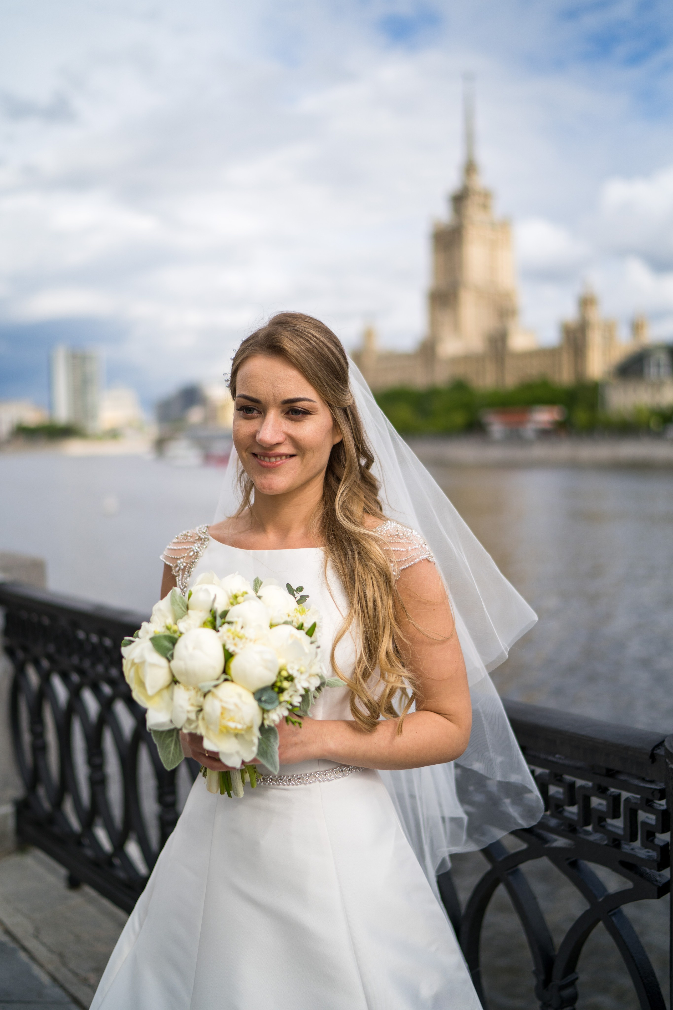 Фотосъемка венчания в Москве. Каталожная и промышленная съемка в Москве Александр Плонский