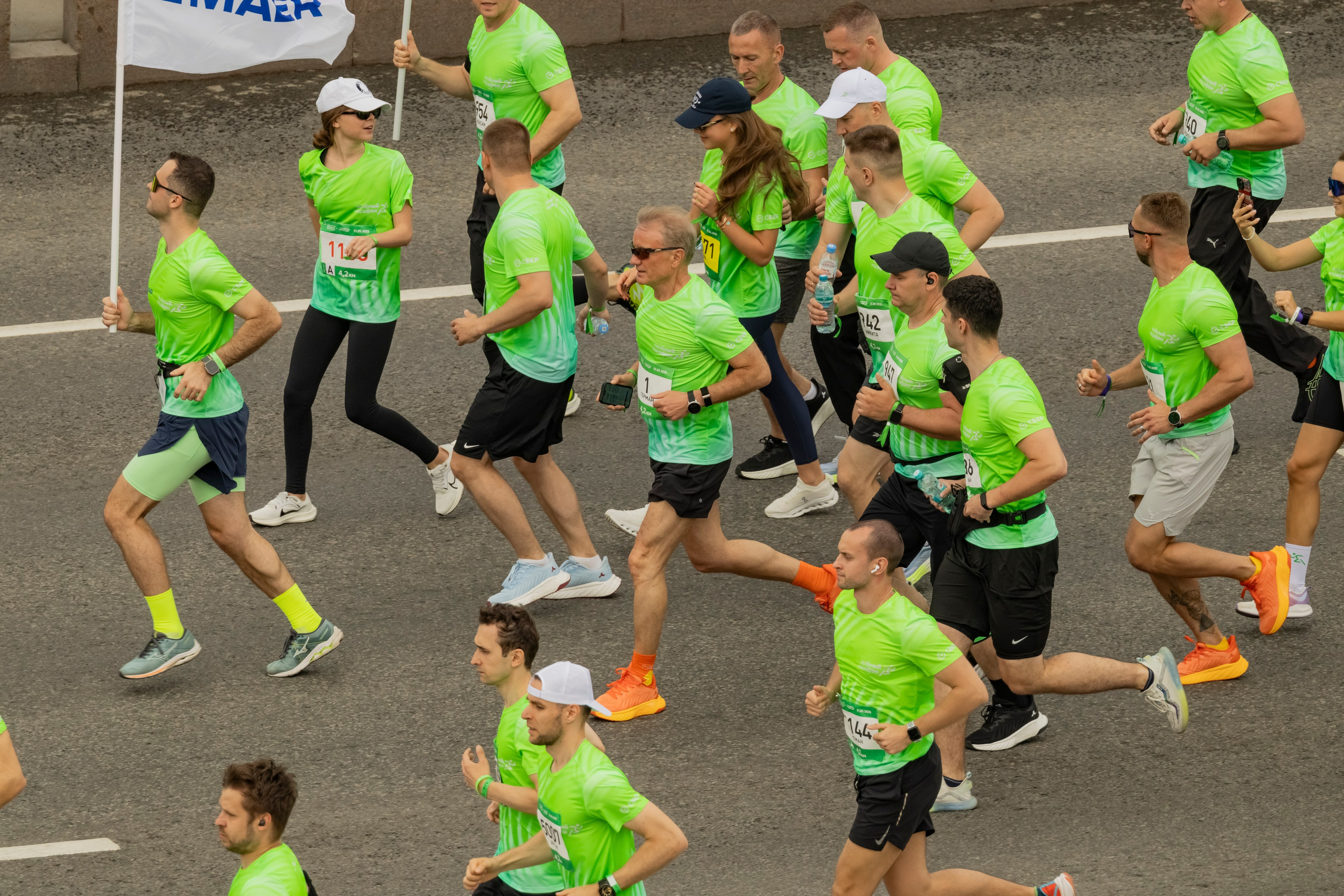 Сбер Зелёный Марафон 2025 Балчуг. Репортажный, event, концертный и backstage фотограф из Москвы Виталий Кривцов