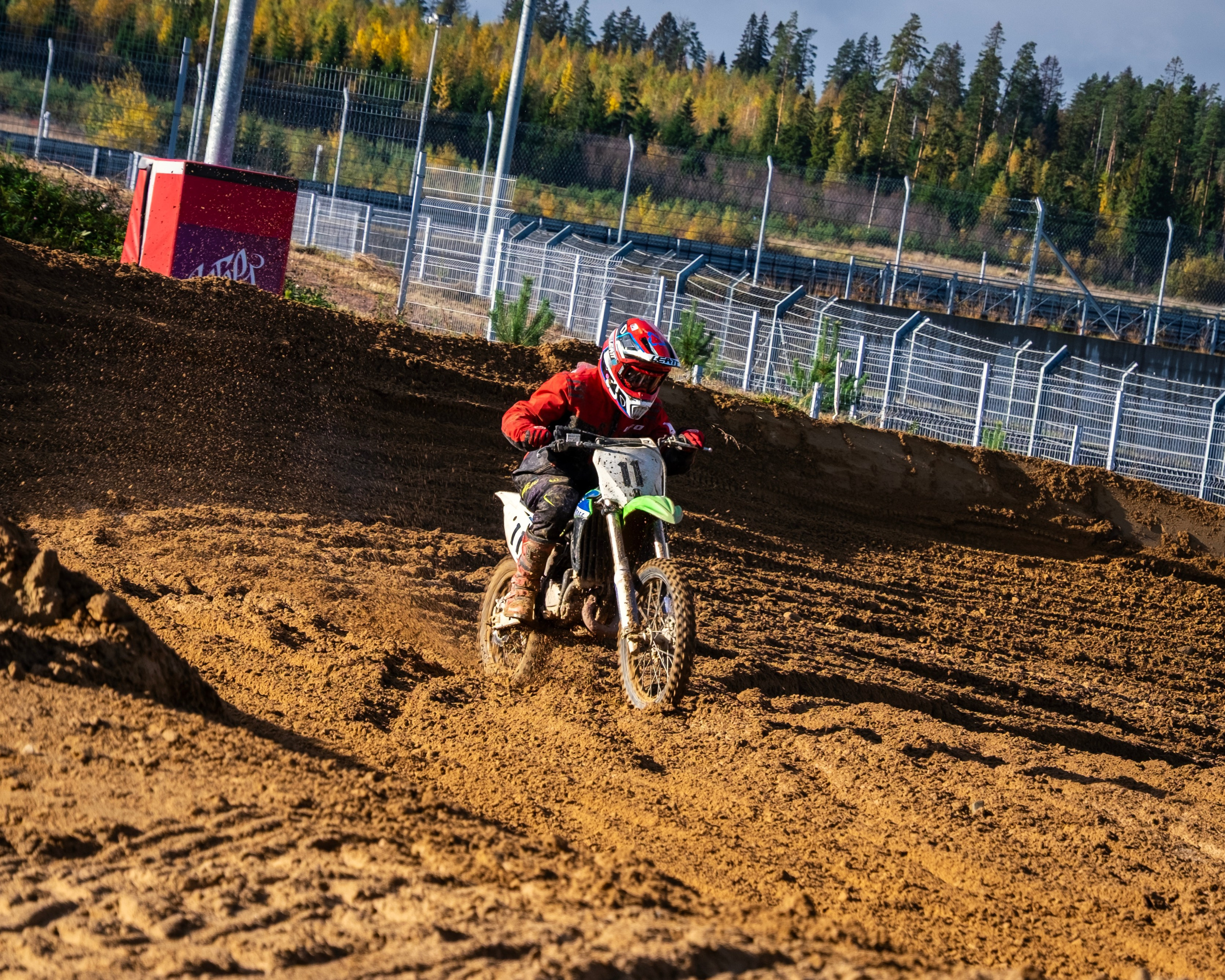 Мотокросс (Игора Драйв). Автомобильные фотографии и рисунки в Санкт-Петербурги Пашков Дмитрий