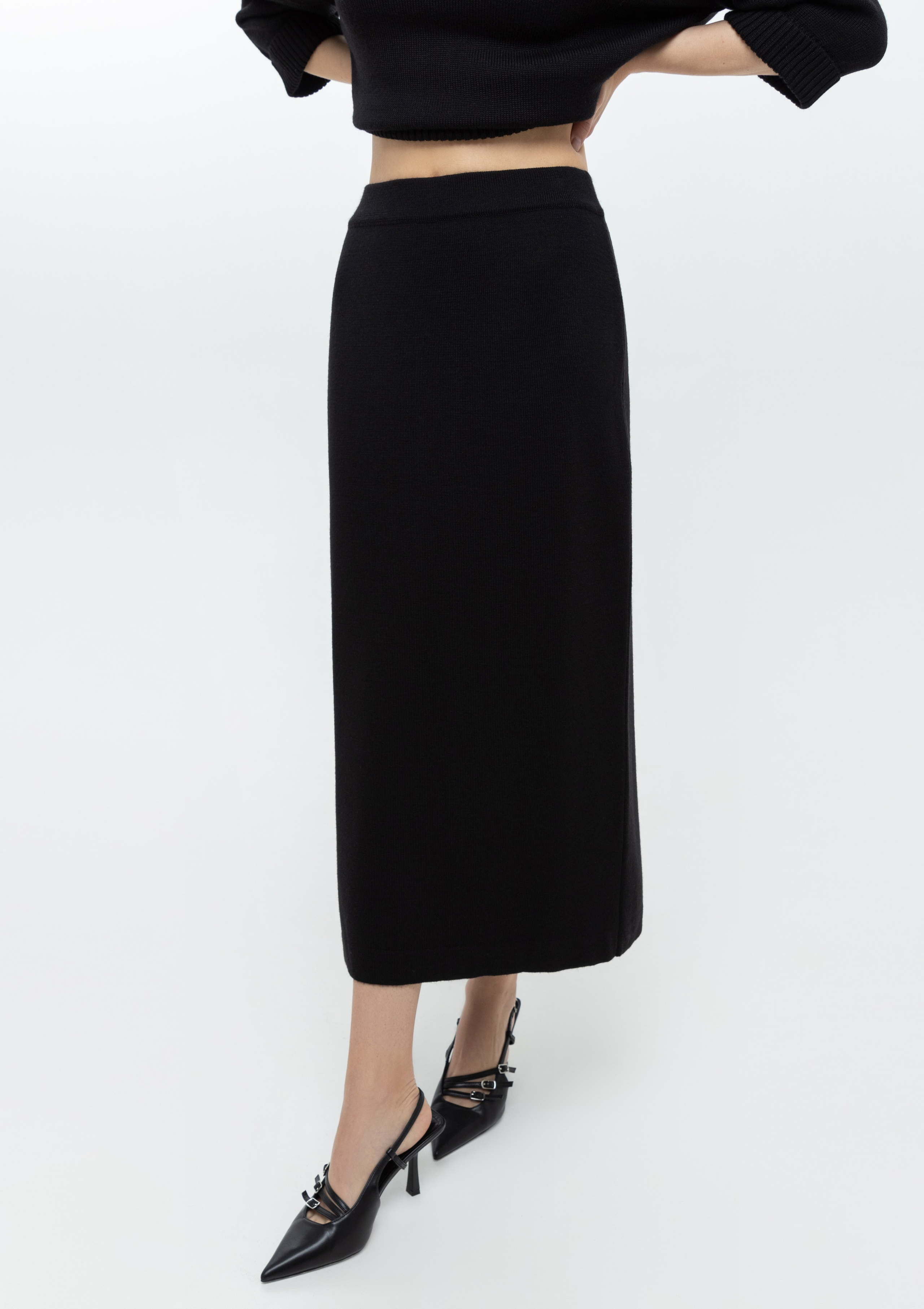 Каталог. Верхняя одежда + трикотаж бренда. 4ч,. Визажист для брендов, Фэшн продюсер Олеся Глушкова