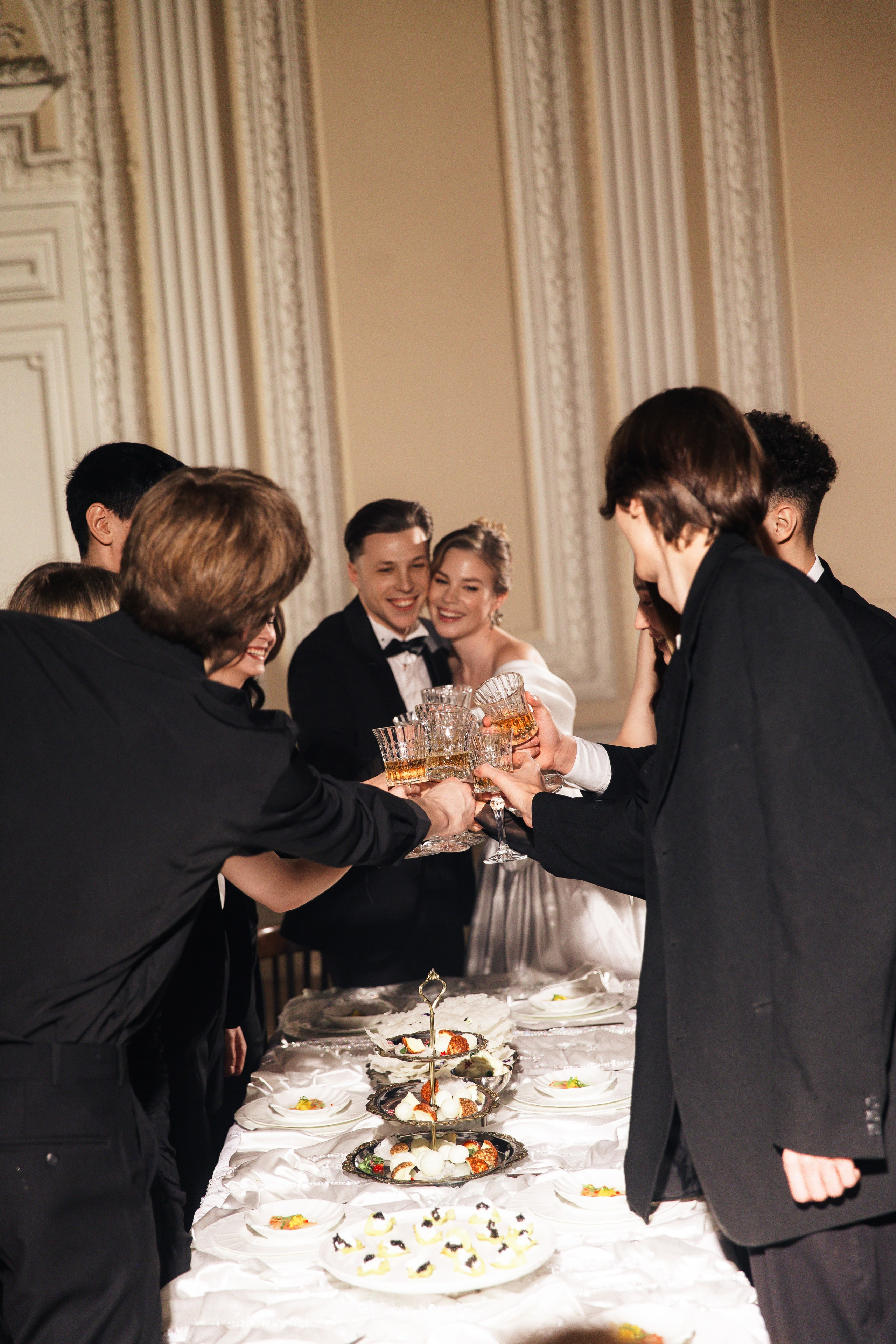 Особняк. Фотограф, который снимает любовь в Санкт-Петербурге