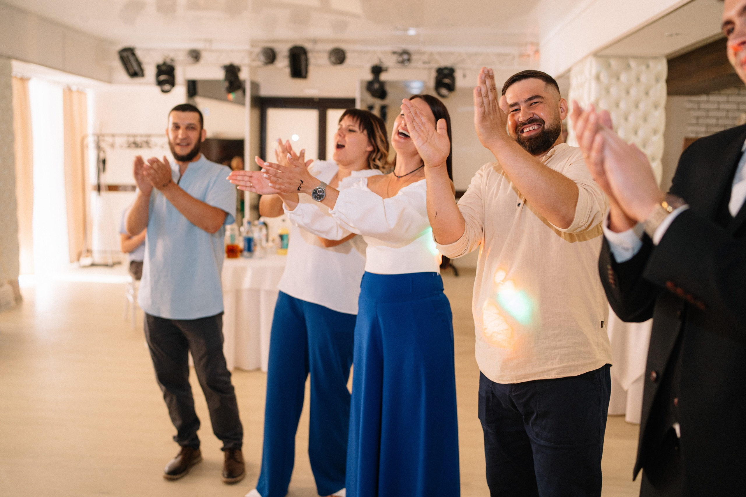Анастасия и Роман — банкет Времена года. Репортажный (Event) фотограф в Барнауле | Даниил Маркин | Качество и вайб