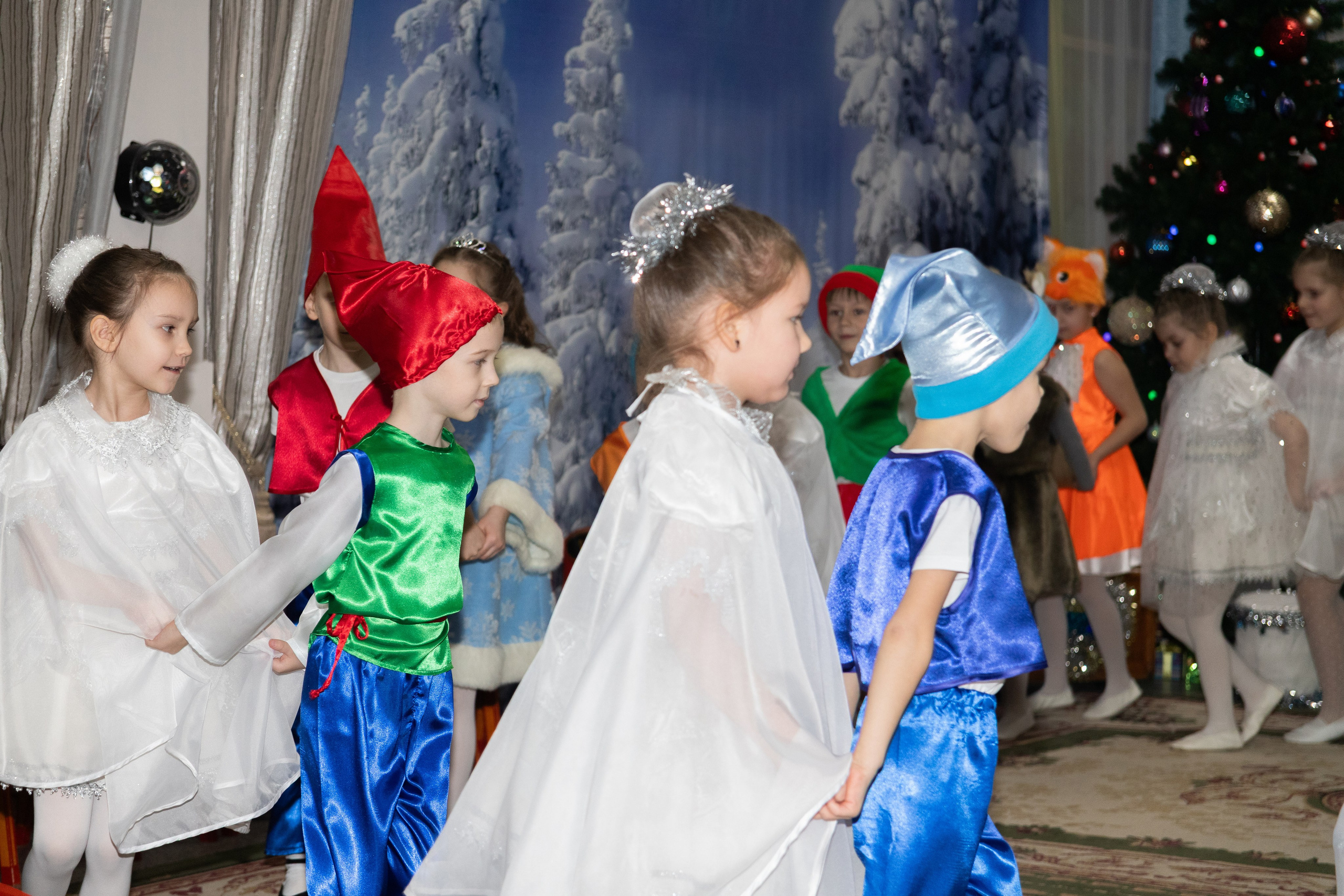 Новогодний утренник подготовительной группы. Индивидуальный и свадебный фотограф в Москве, Электростали и Туле Кадейкина Екатерина
