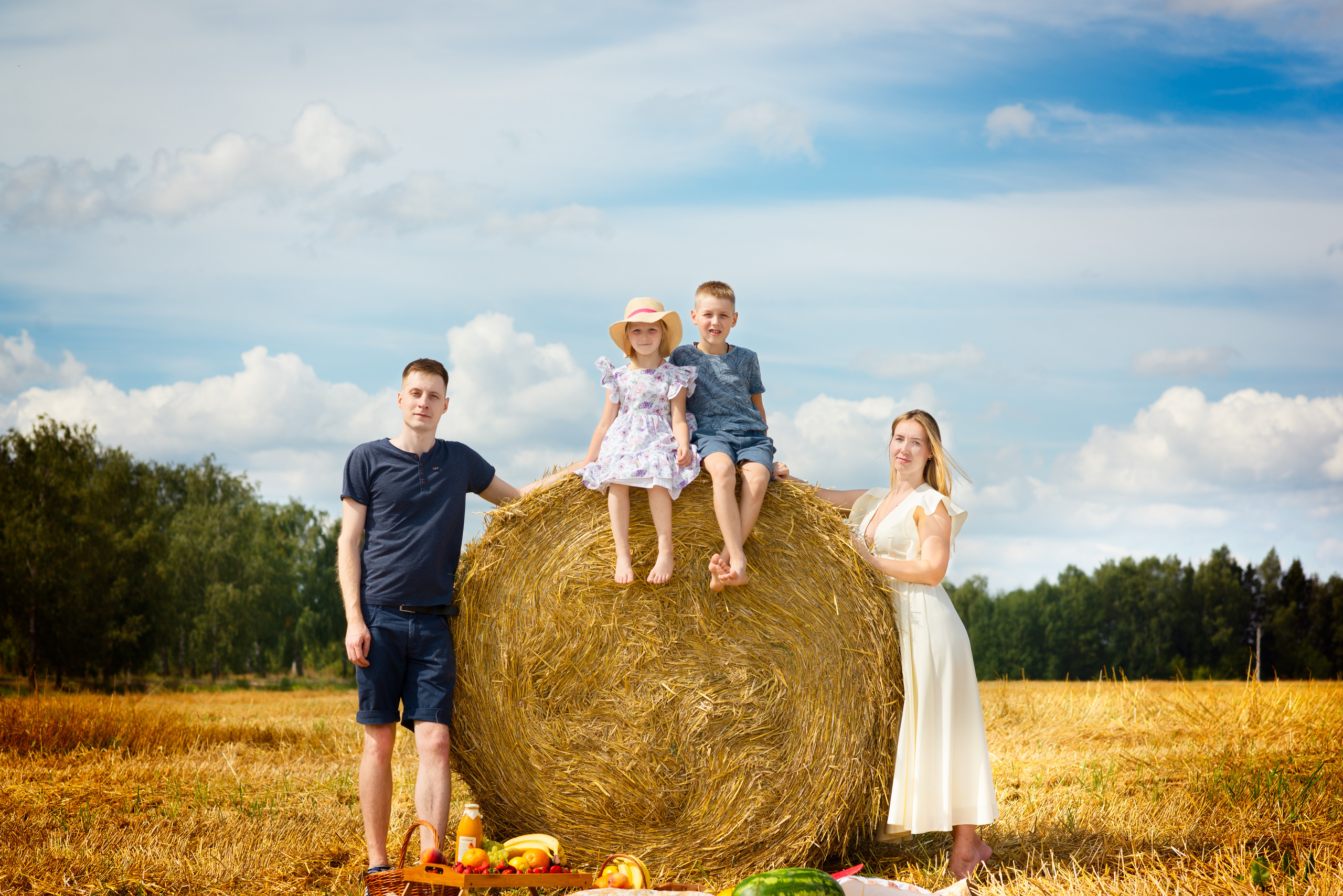 Семейная фотопрогулка. Семейный фотограф Зыкова Анастасия, работаю в Москве и области