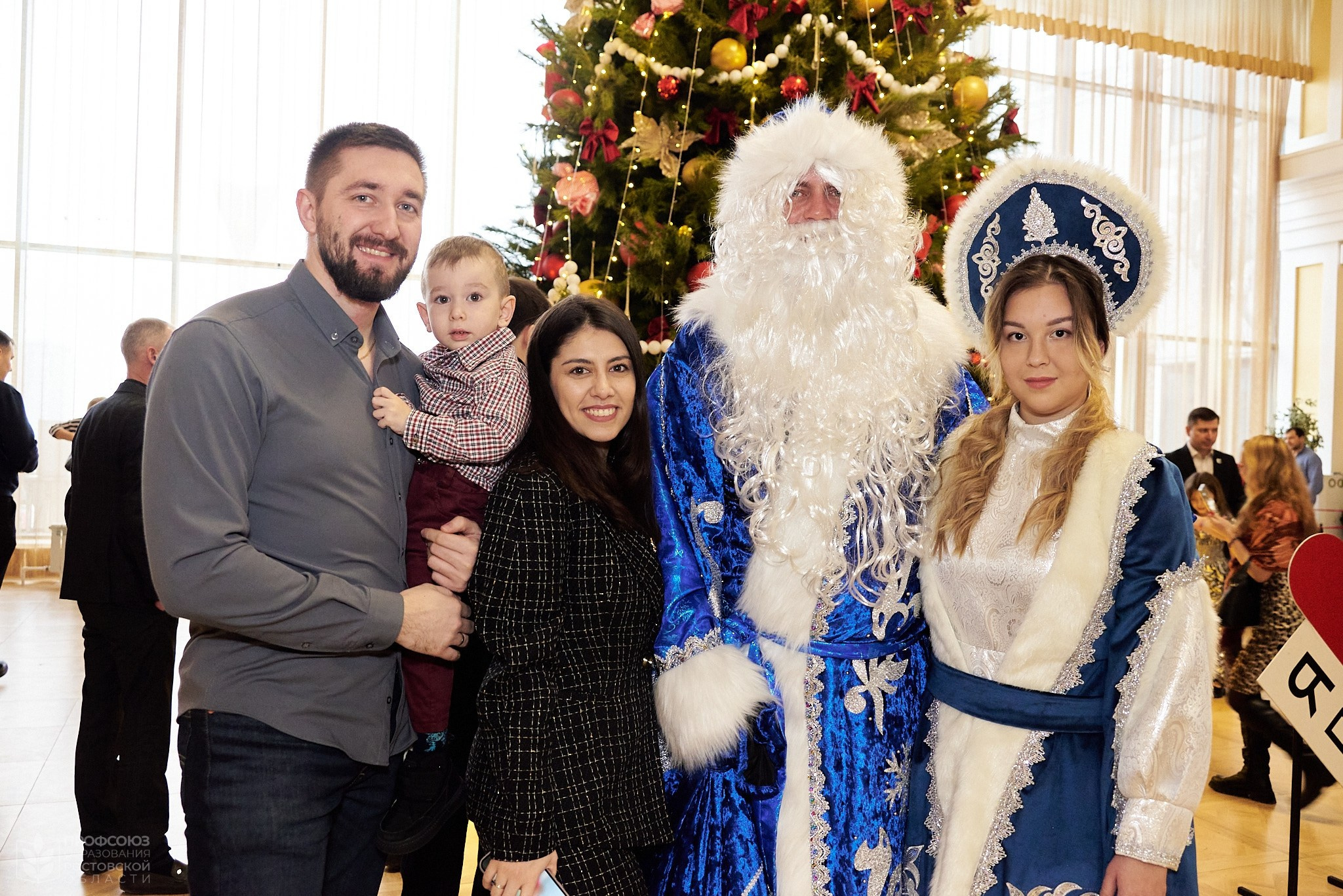 Детское мероприятие: профсоюзная елка в театре. Репортажный фотограф | Леонид Черков