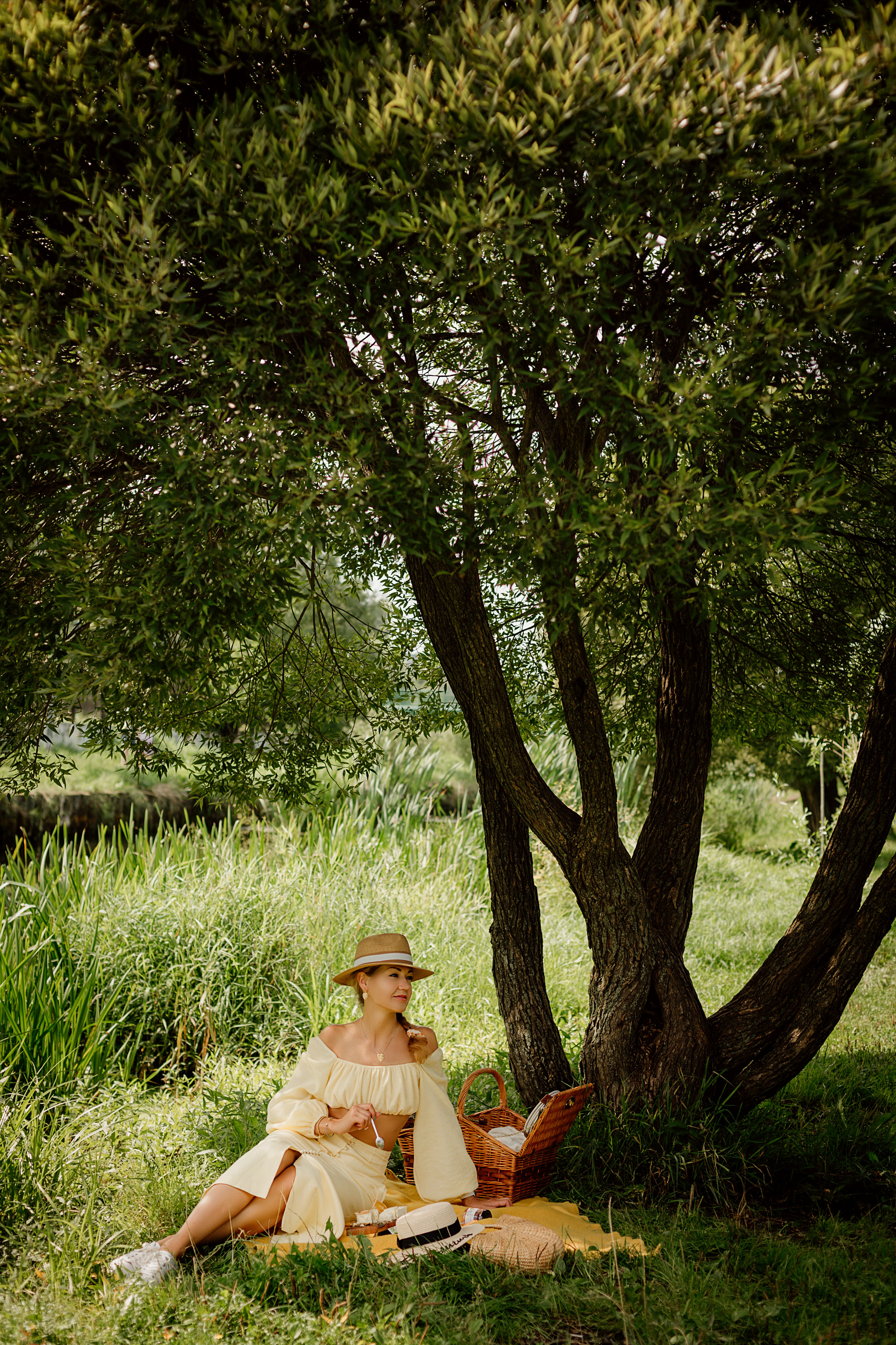 Надежда пикник в парке. Деловая и Бизнес съемка в  Москве Инесса Грушко