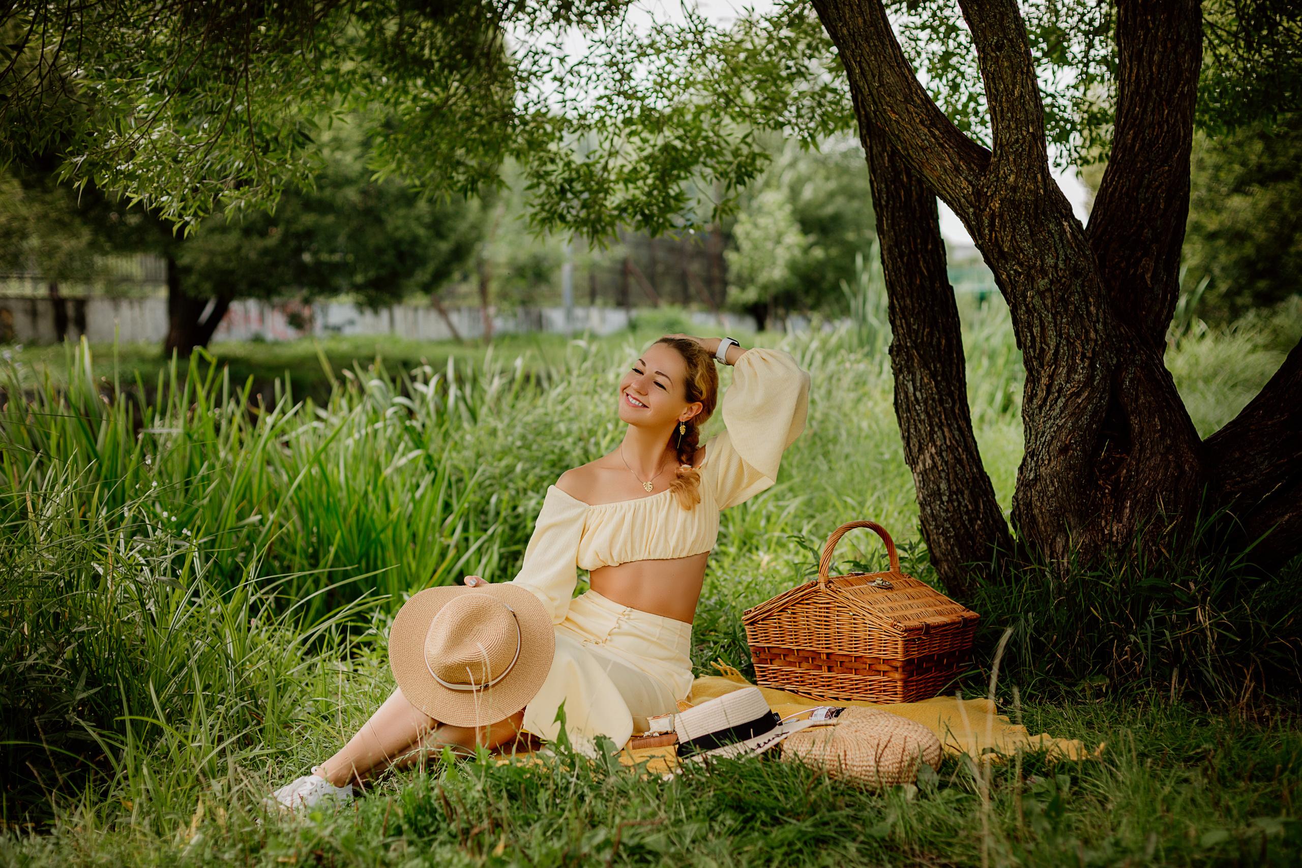 Надежда пикник в парке. Деловая и Бизнес съемка в  Москве Инесса Грушко