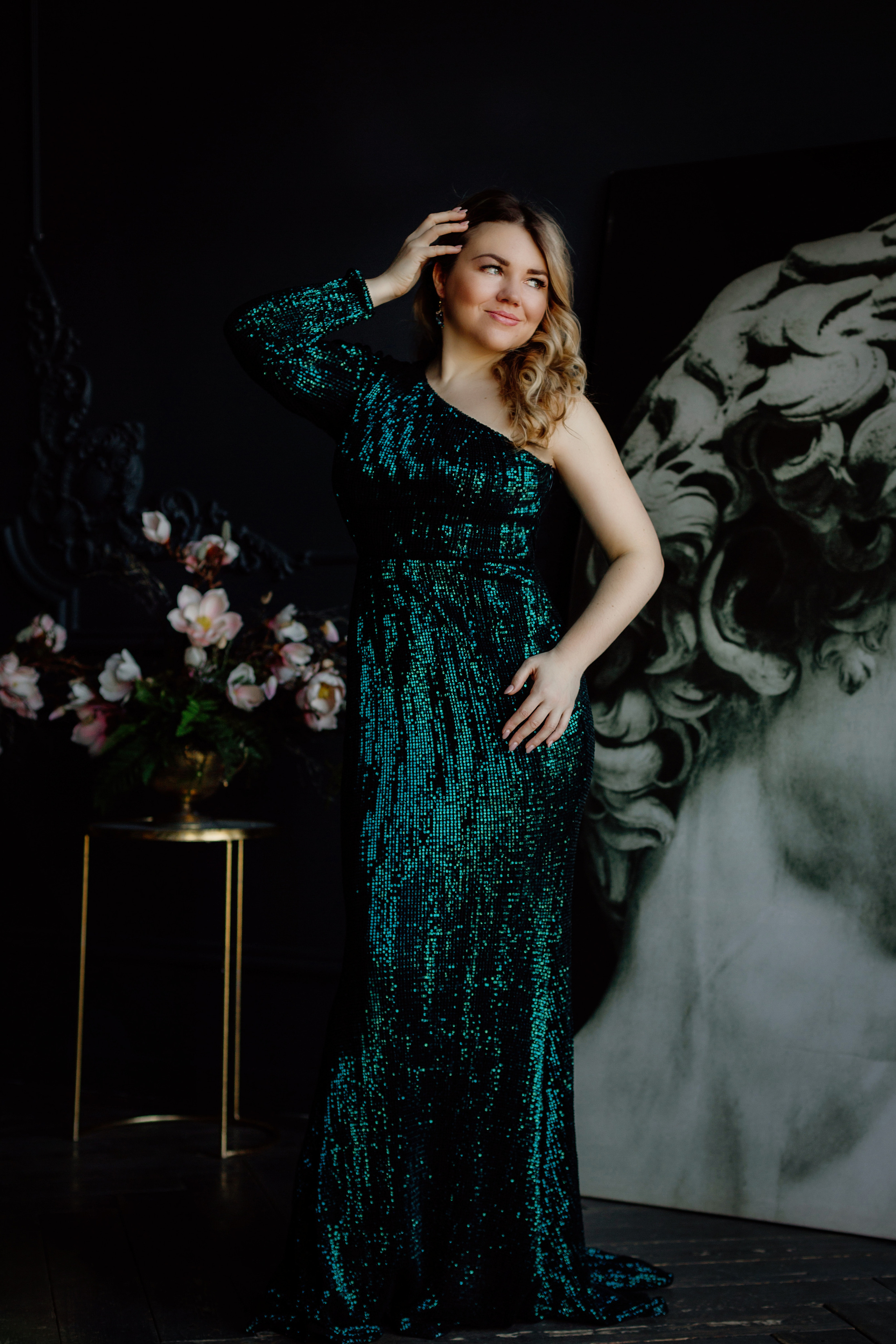 Виктория фотосессия в фотостудии. Деловая и Бизнес съемка в  Москве Инесса Грушко