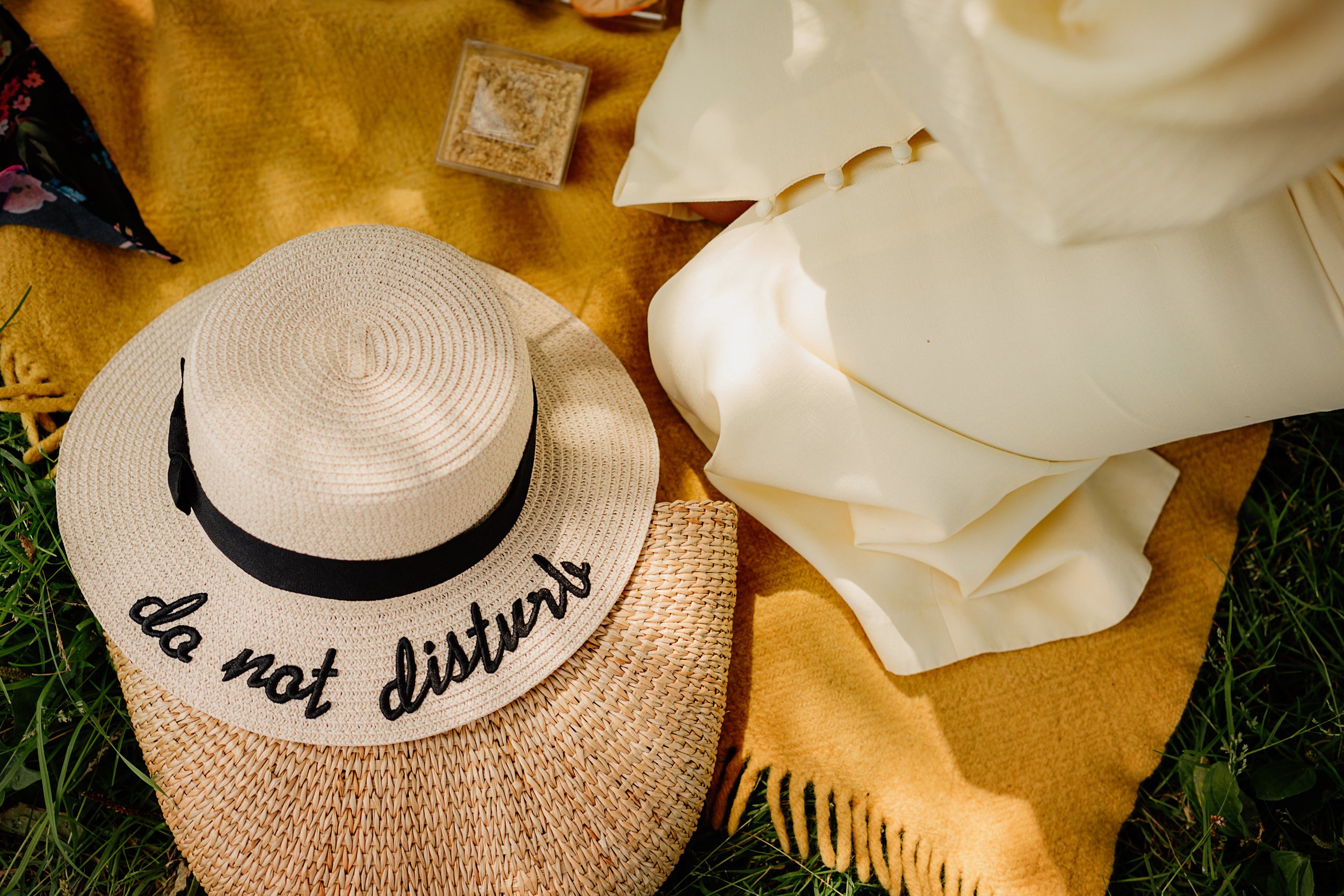 Надежда пикник в парке. Деловая и Бизнес съемка в  Москве Инесса Грушко