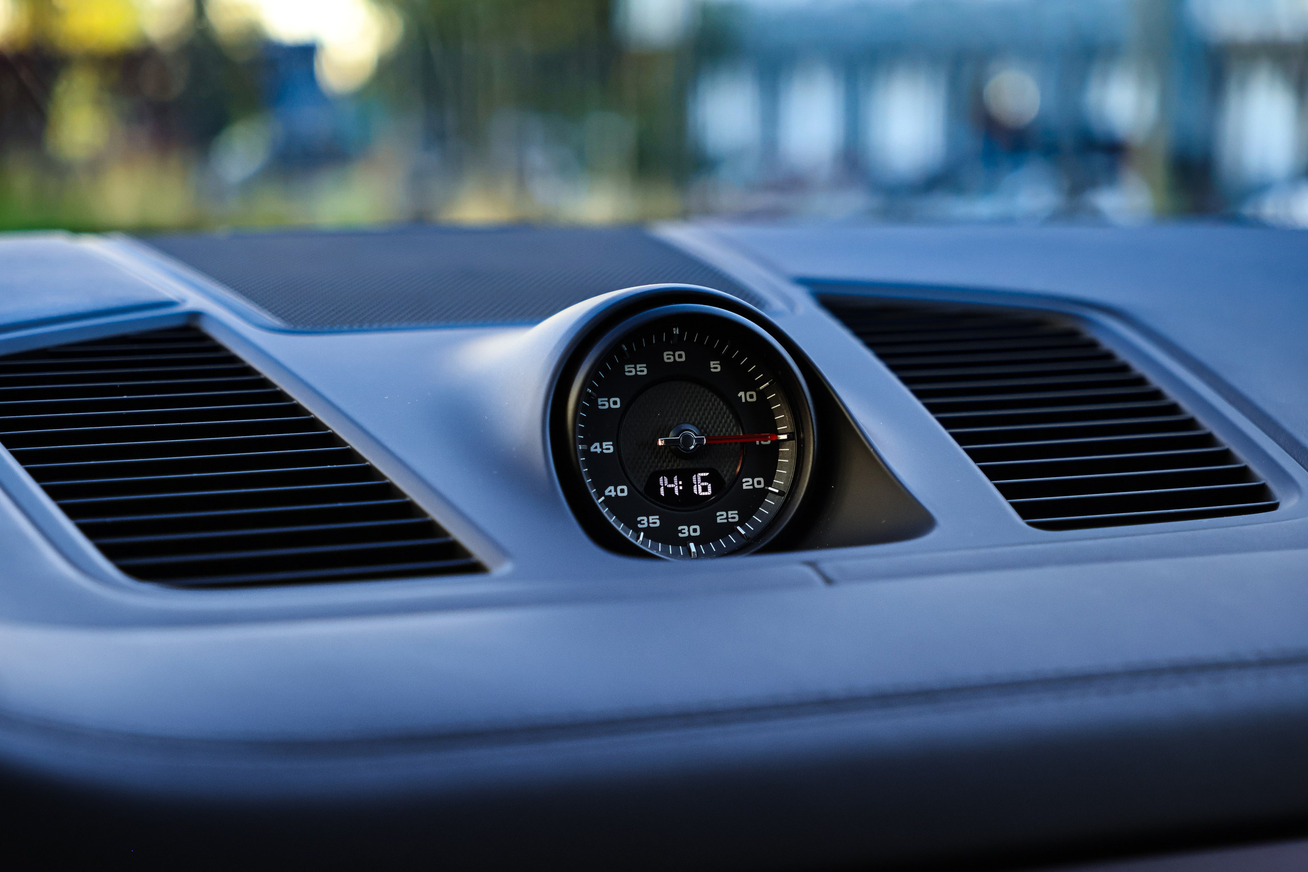 Porsche Cayenne Turbo. Photo-nk