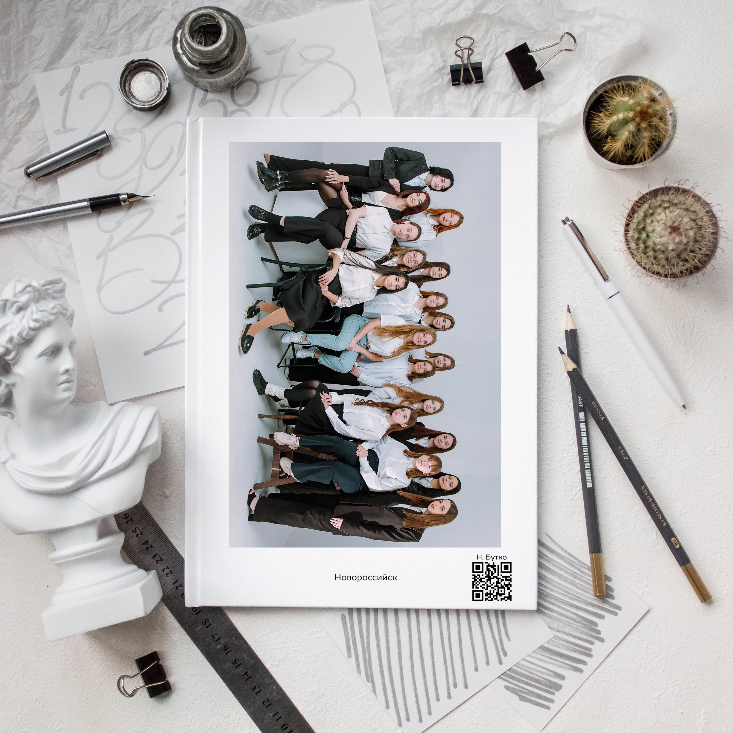 Книга 6 страниц старшая школа. Выпускные альбомы Натальи Бутко: Новороссийск, Анапа, Геленджик