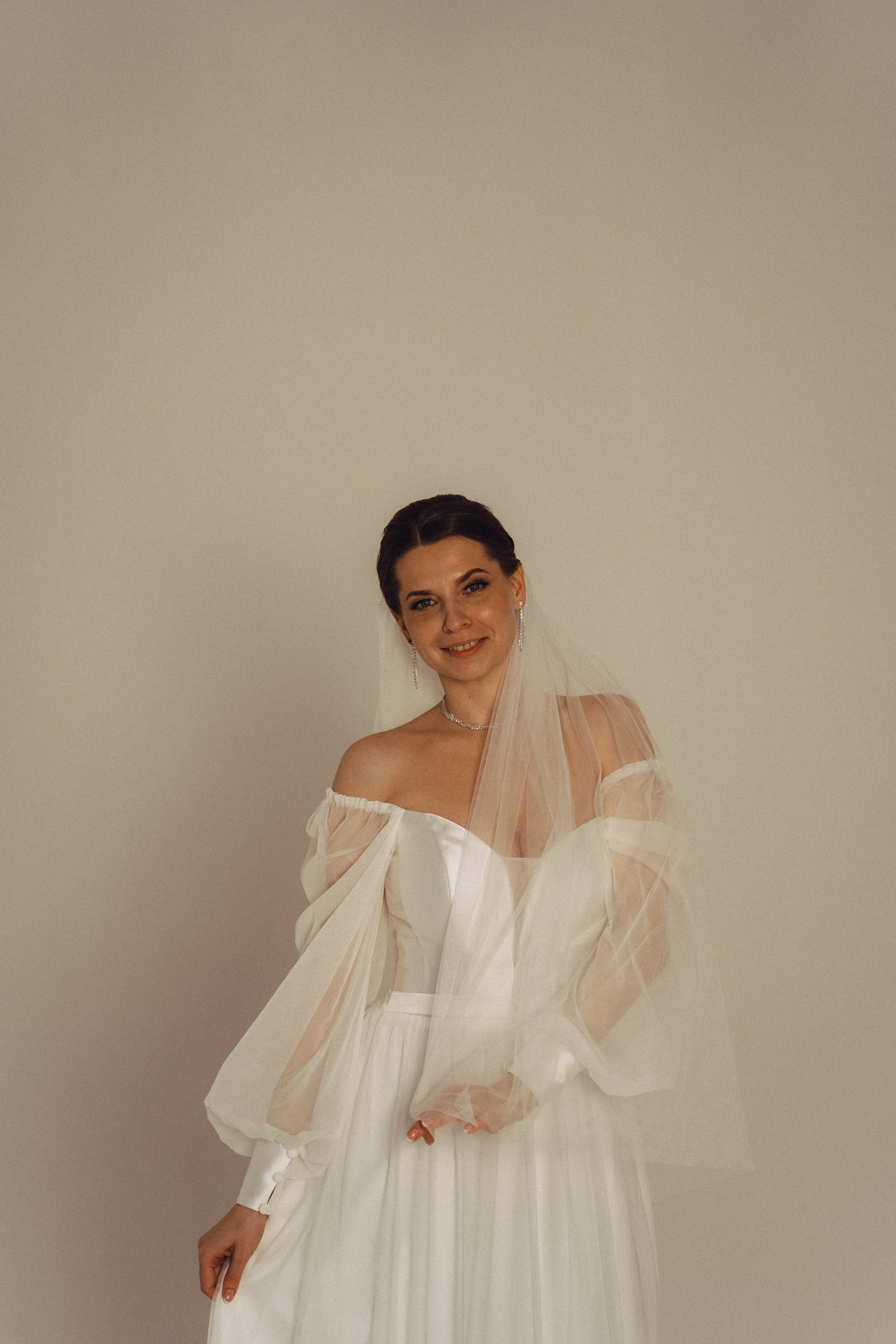 СВАДЕБНАЯ СЬЕМКА ВО ВТОРОМ ДВОРЦЕ (ДЕКАБРЬ) ТАКЖЕ СЬЕМКА В СТУДИИ НА ЧЕРНЫШЕВСКОЙ. Профессиональный фотограф, Санкт-Петербург — Виктория Богомолова