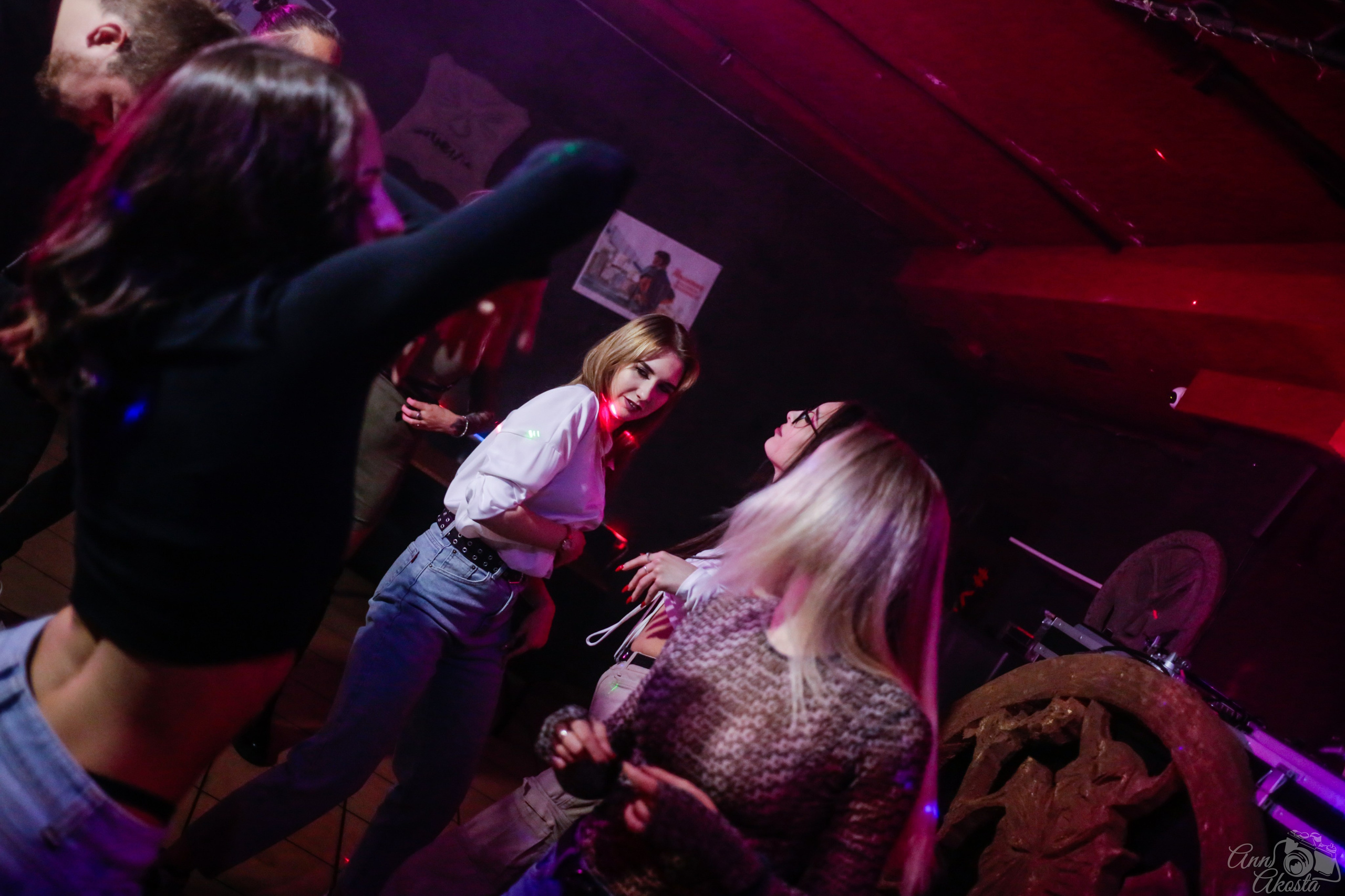 Фильм «Третья смена». Анна Акоста: фотограф в Санкт-Петербурге и Таганроге