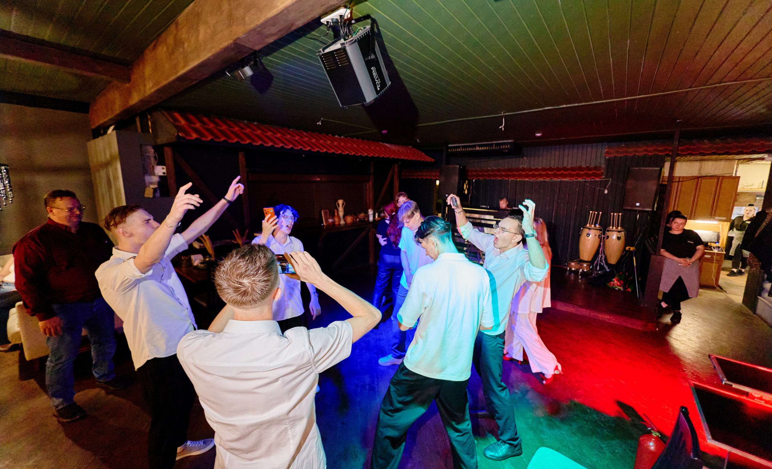 Выпускной 35 Сош. Фотограф Выпускные альбомы Таганрог Сергей Коробченко