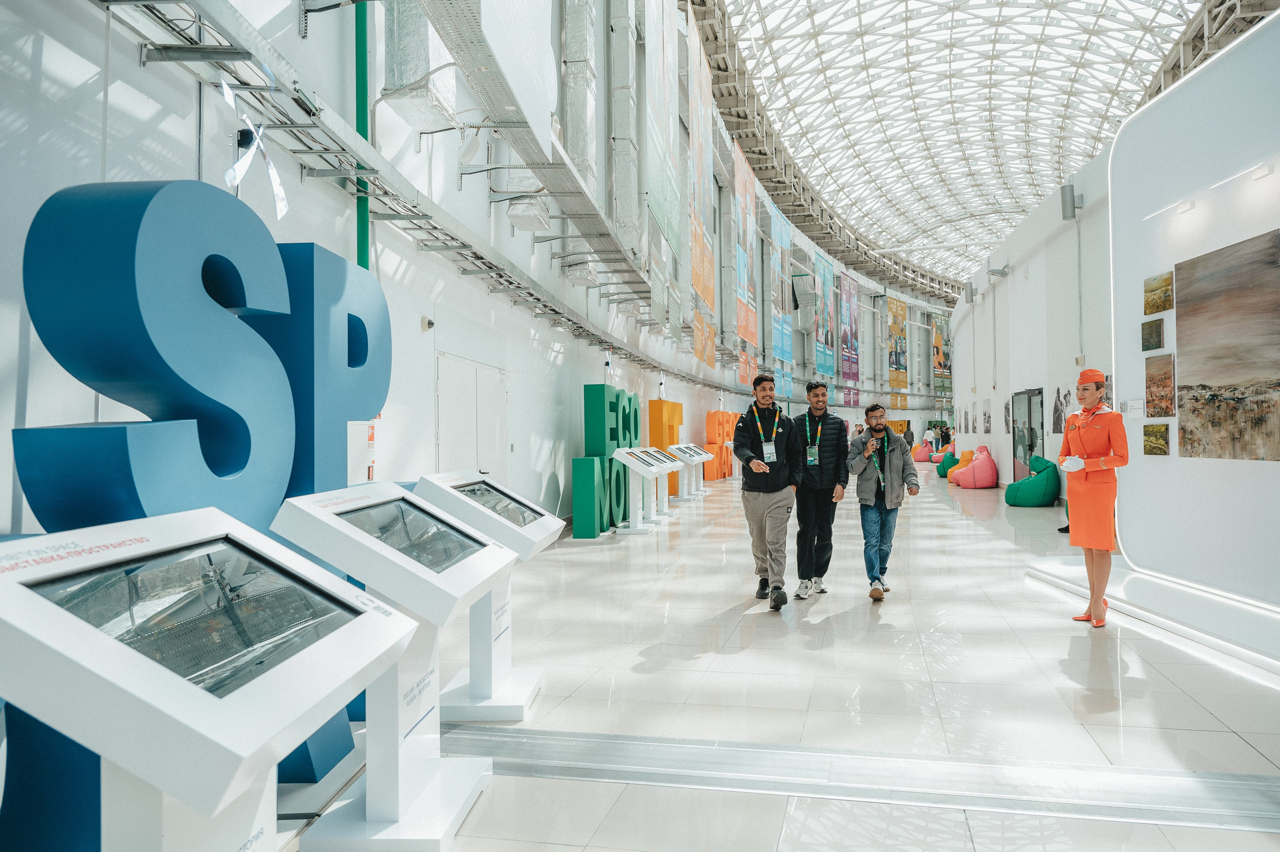 Репортажный, свадебный и контент фотограф в РнД — Скилков Дмитрий