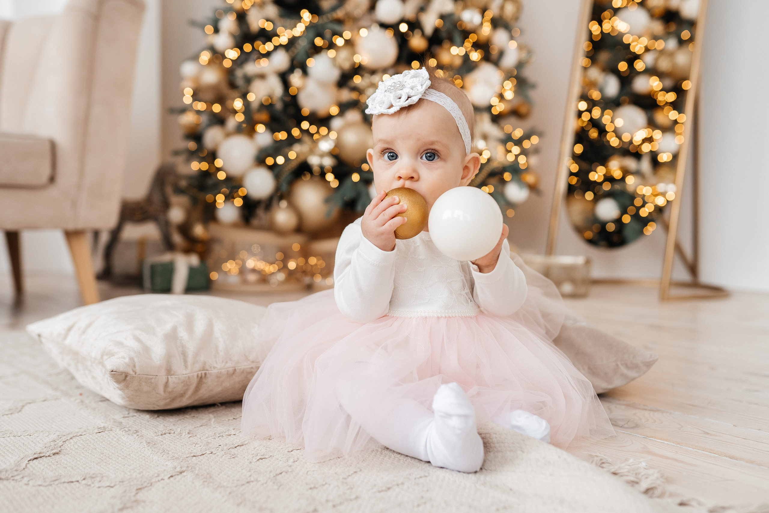 В студии. Семейный детский фотограф видеограф в Омске Юлия Татаринова