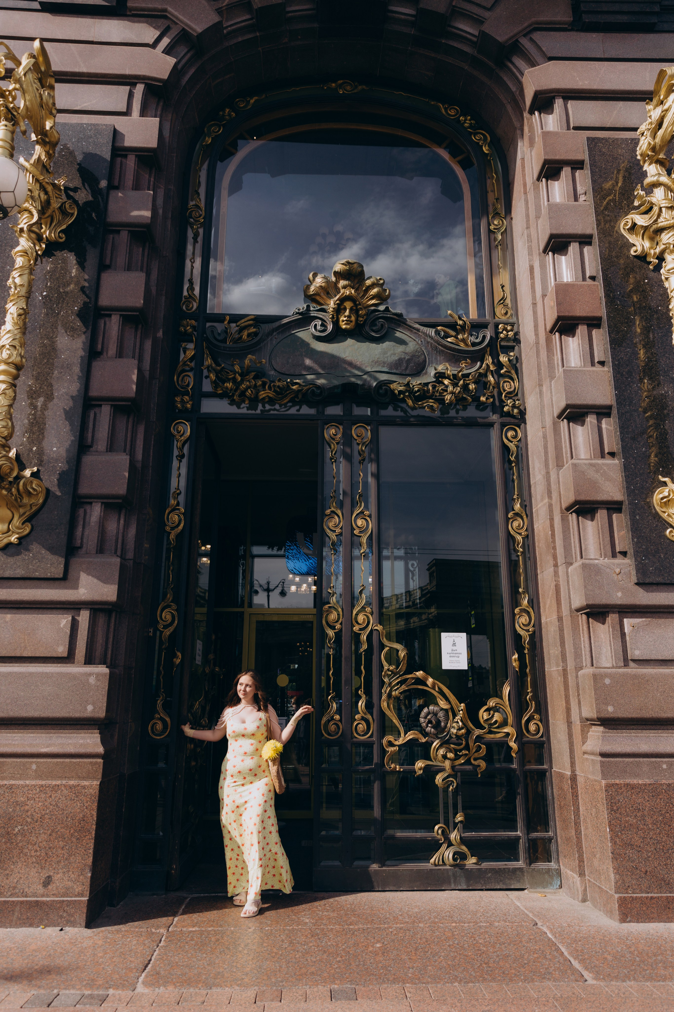 Полина | Фотосессия у Казанского собора. Фотограф в Санкт-Петербурге Разиля Идиятуллина