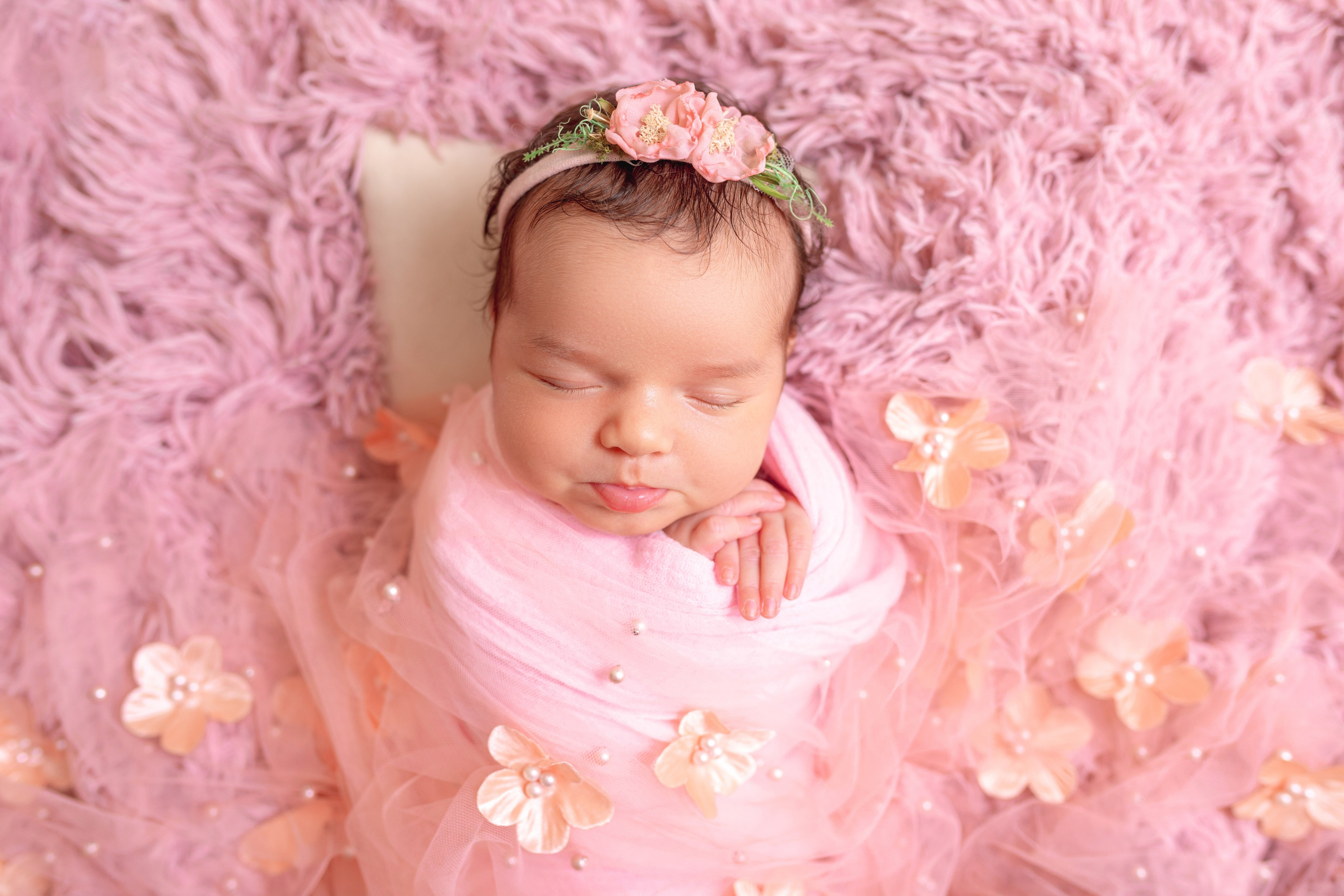 Фотограф новорождённых Псков