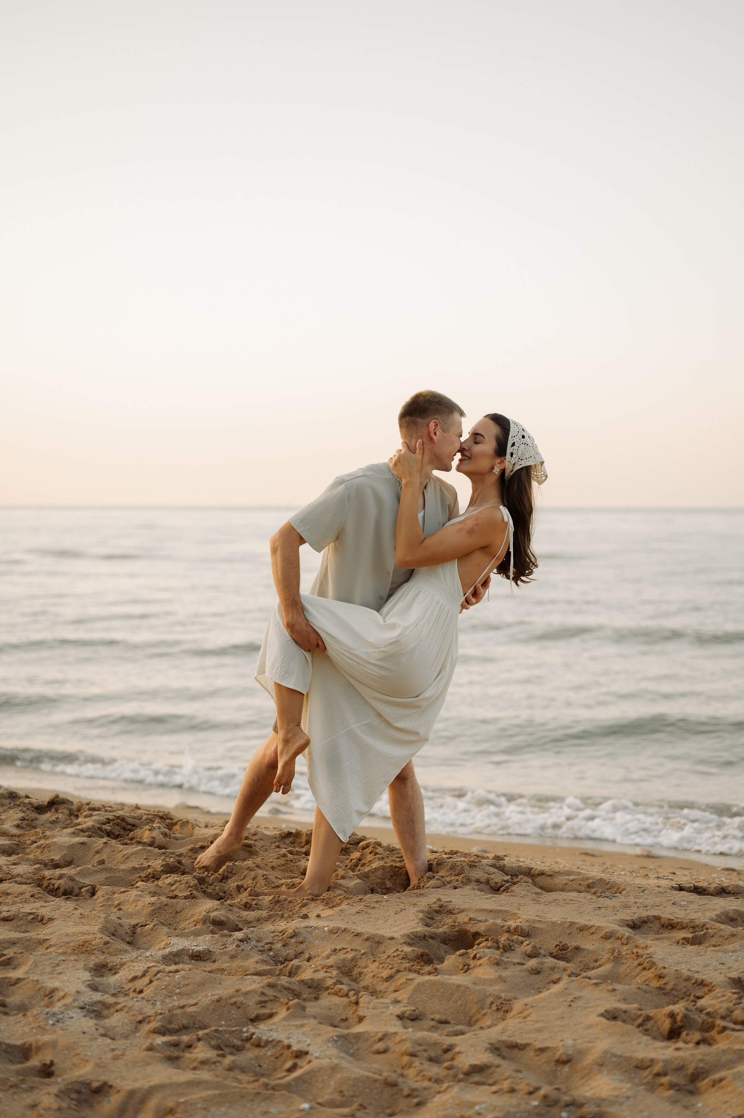 Предсвадебная съёмка на море🌊. Свадебный и семейный фотограф в Краснодаре Алина Мельник