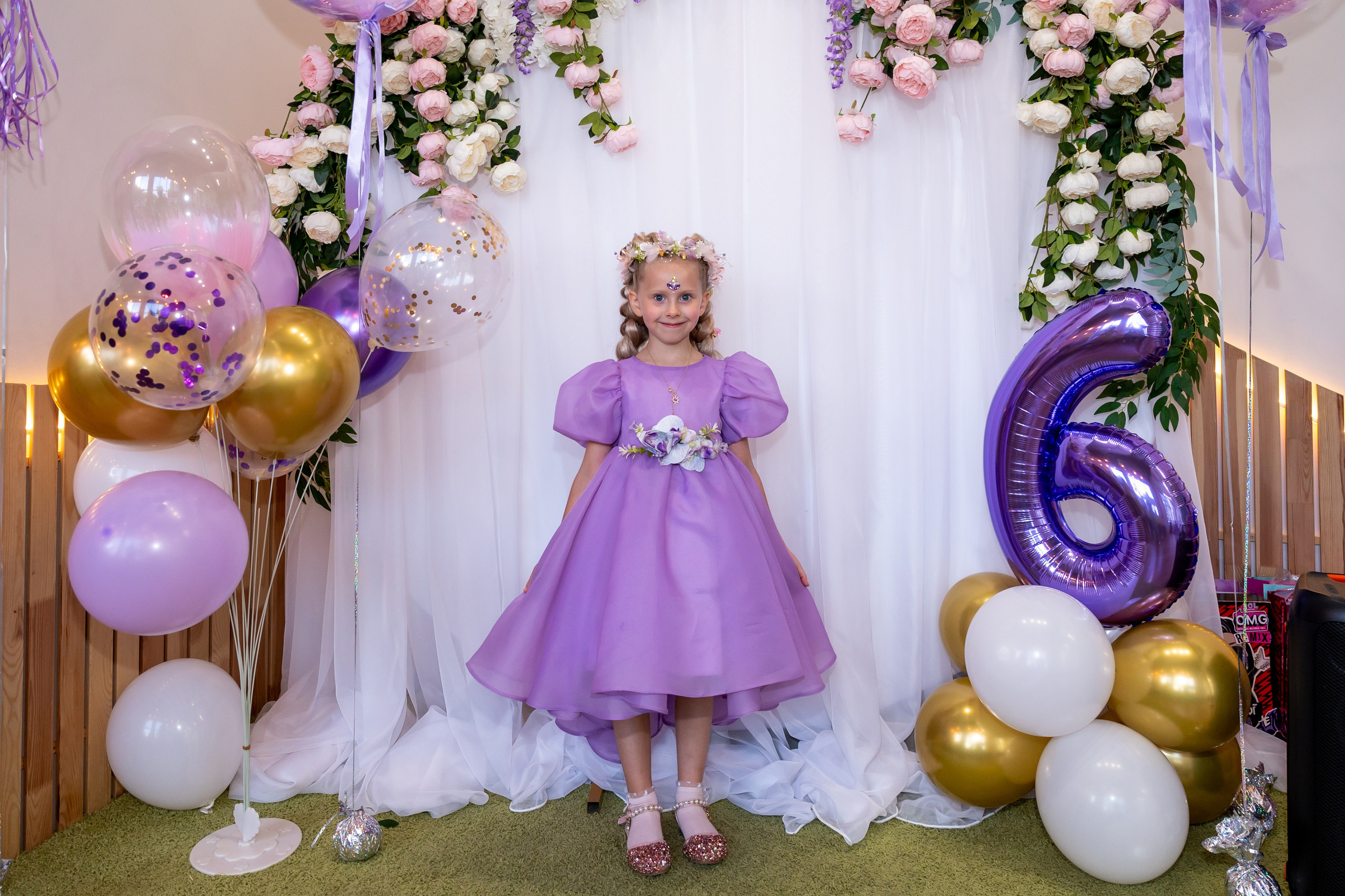 ДР в лофте с фокусником