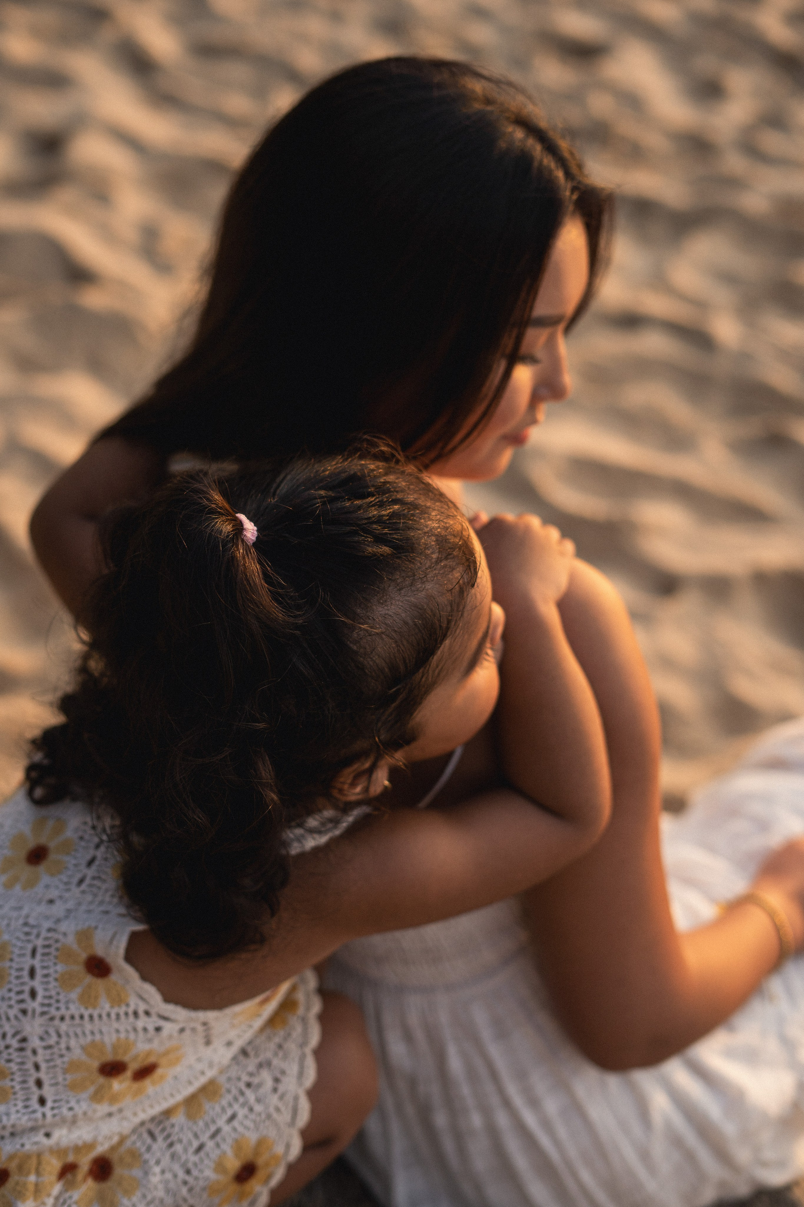 Семейная фотосъёмка на Пхукете – тепло, искренность и любовь вашей семьи на фотографиях. Ян Долматов — фотограф, видеограф и продюсер на Пхукете, Таиланд