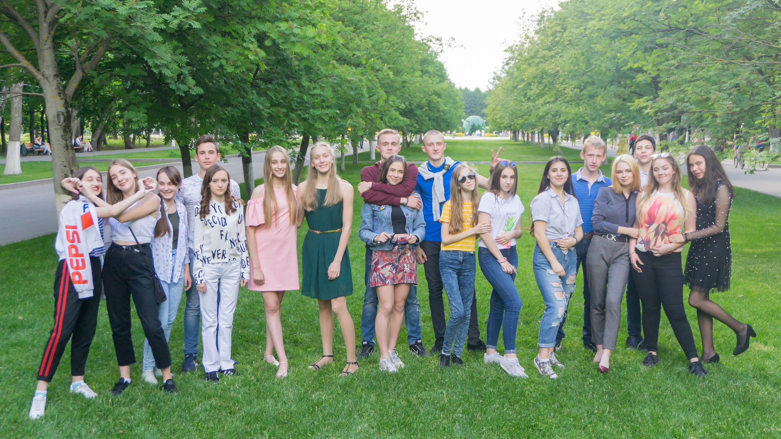 Альбом с полностью моей съемкой и вёрсткой. В настоящее время я заказываю альбомы дизайнерам. Фотограф в Туле Крупский АнДРей. Фотостудия «КАДР71» в Туле