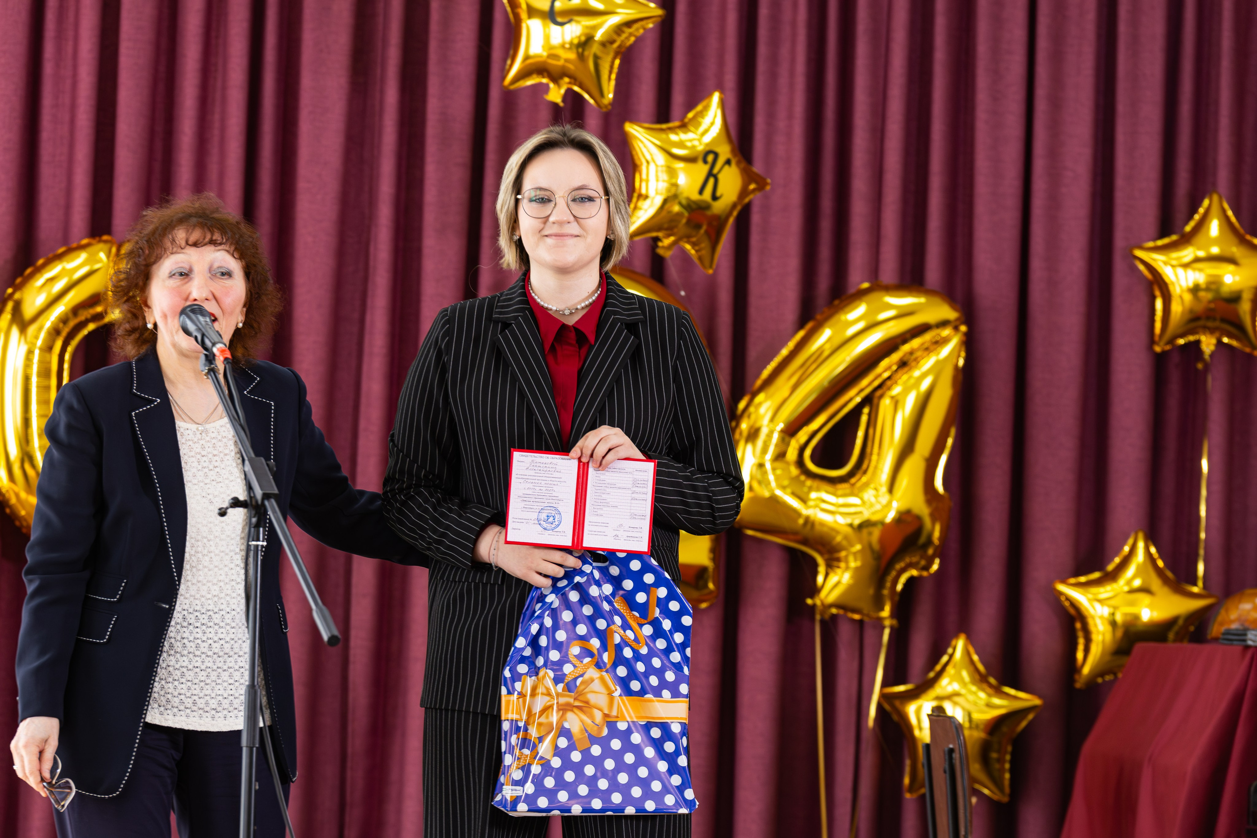 Выпускной музыкальная школа № 8. Фотограф Александр Поздняков  Новосибирск